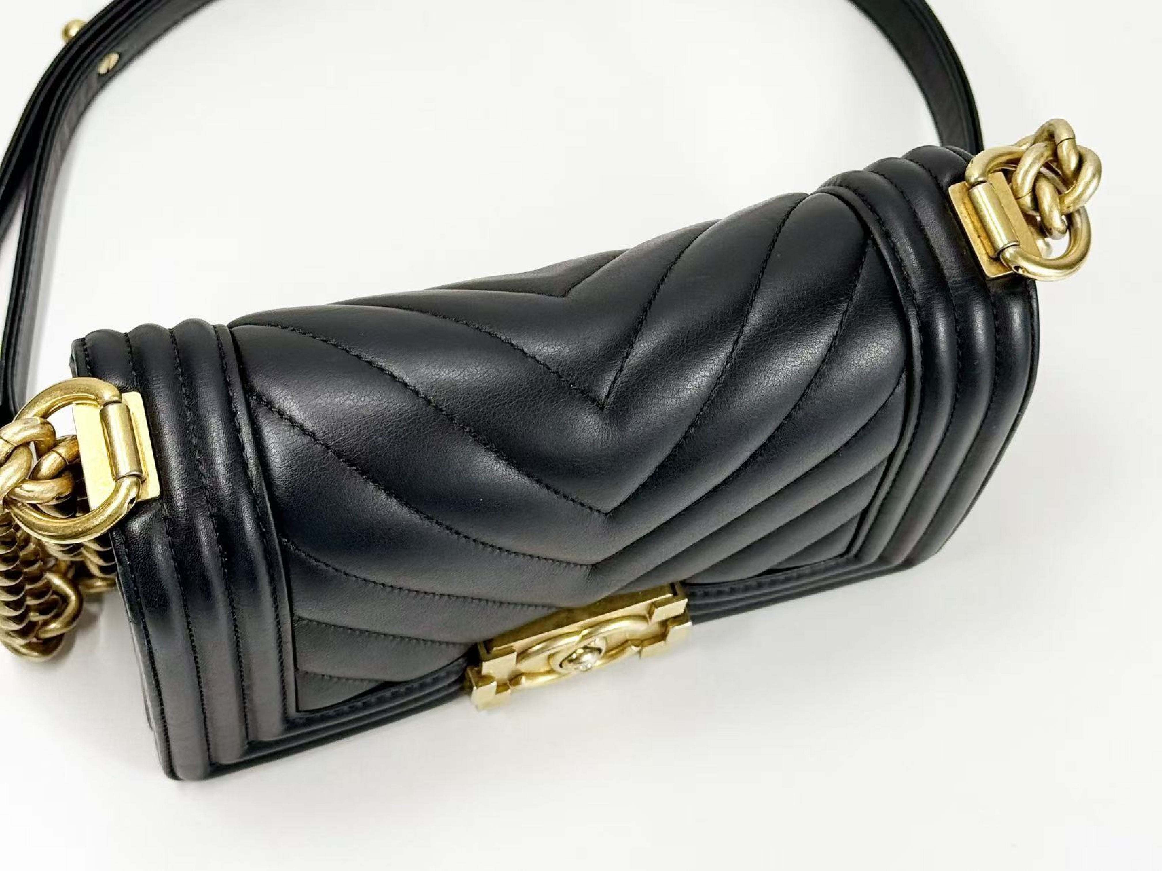 Black Boy Chevron Shoulder Bag, Approx. W20cm, Serial Number , Vintage Gold Hardware, with Dust Bag and Sticker, Item Number 28769805, Excellent Condition (A-AB) — view 7