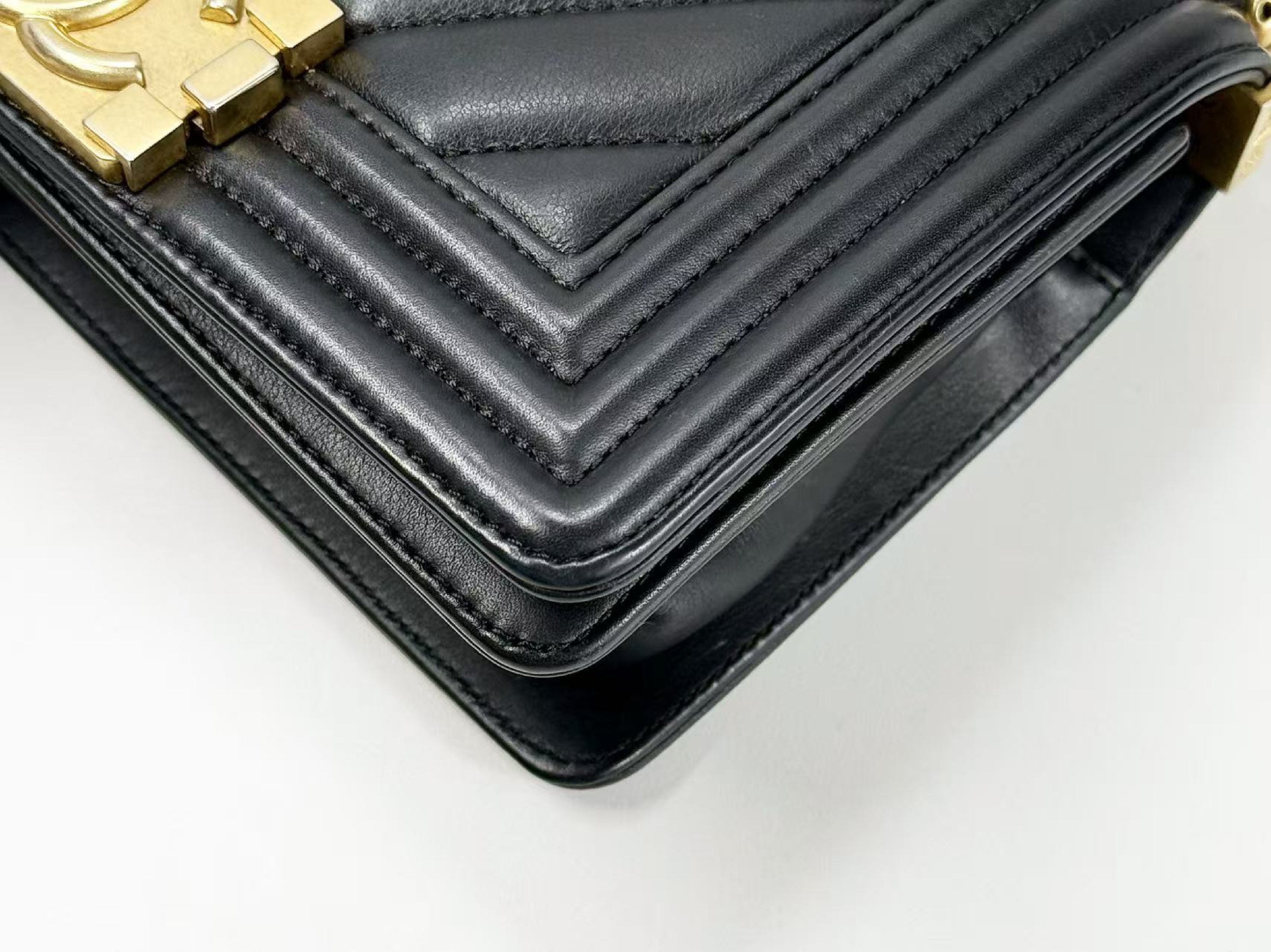 Black Boy Chevron Shoulder Bag, Approx. W20cm, Serial Number , Vintage Gold Hardware, with Dust Bag and Sticker, Item Number 28769805, Excellent Condition (A-AB) — view 9