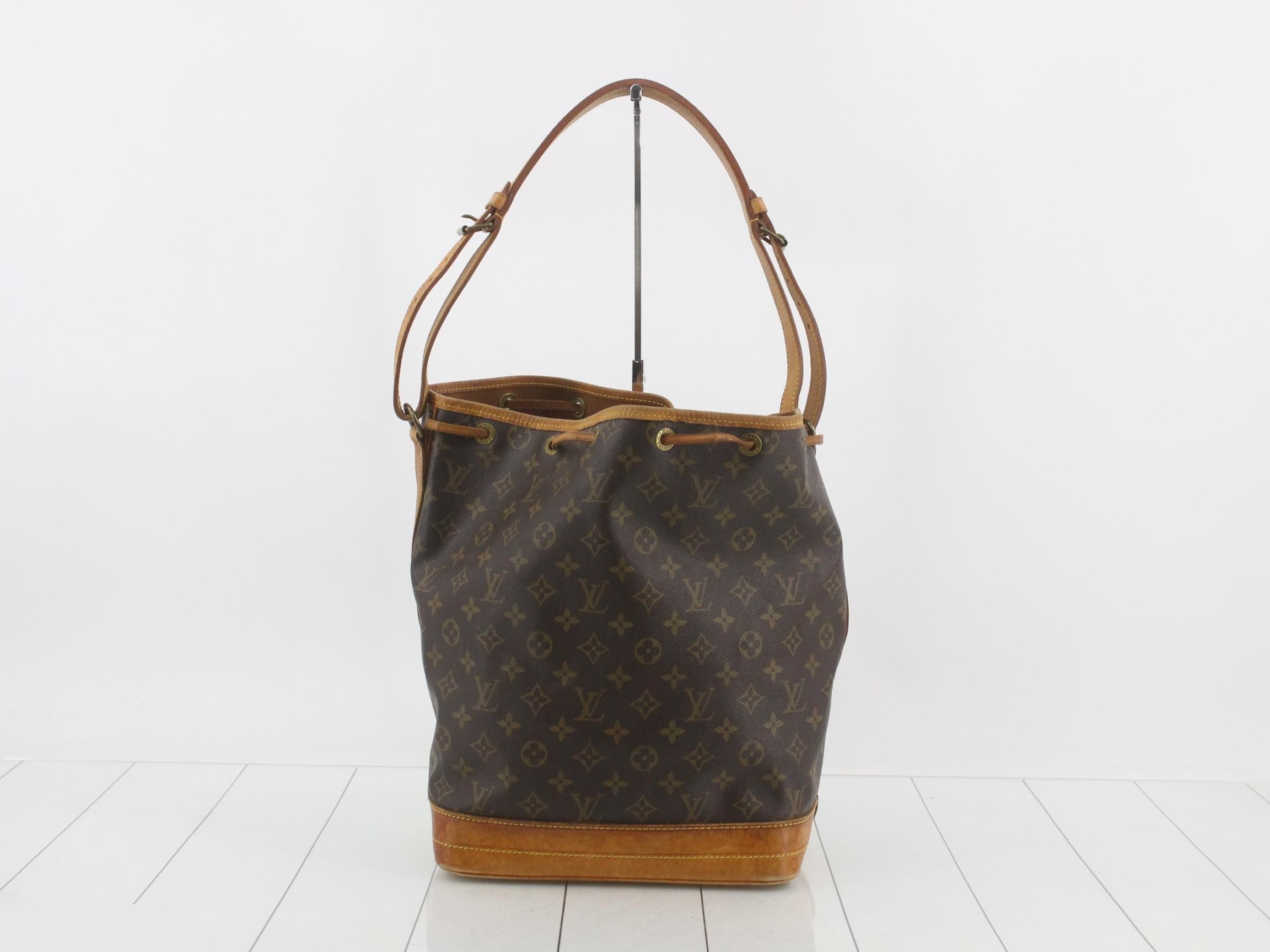 Noe Monogram Shoulder Bag — view 2