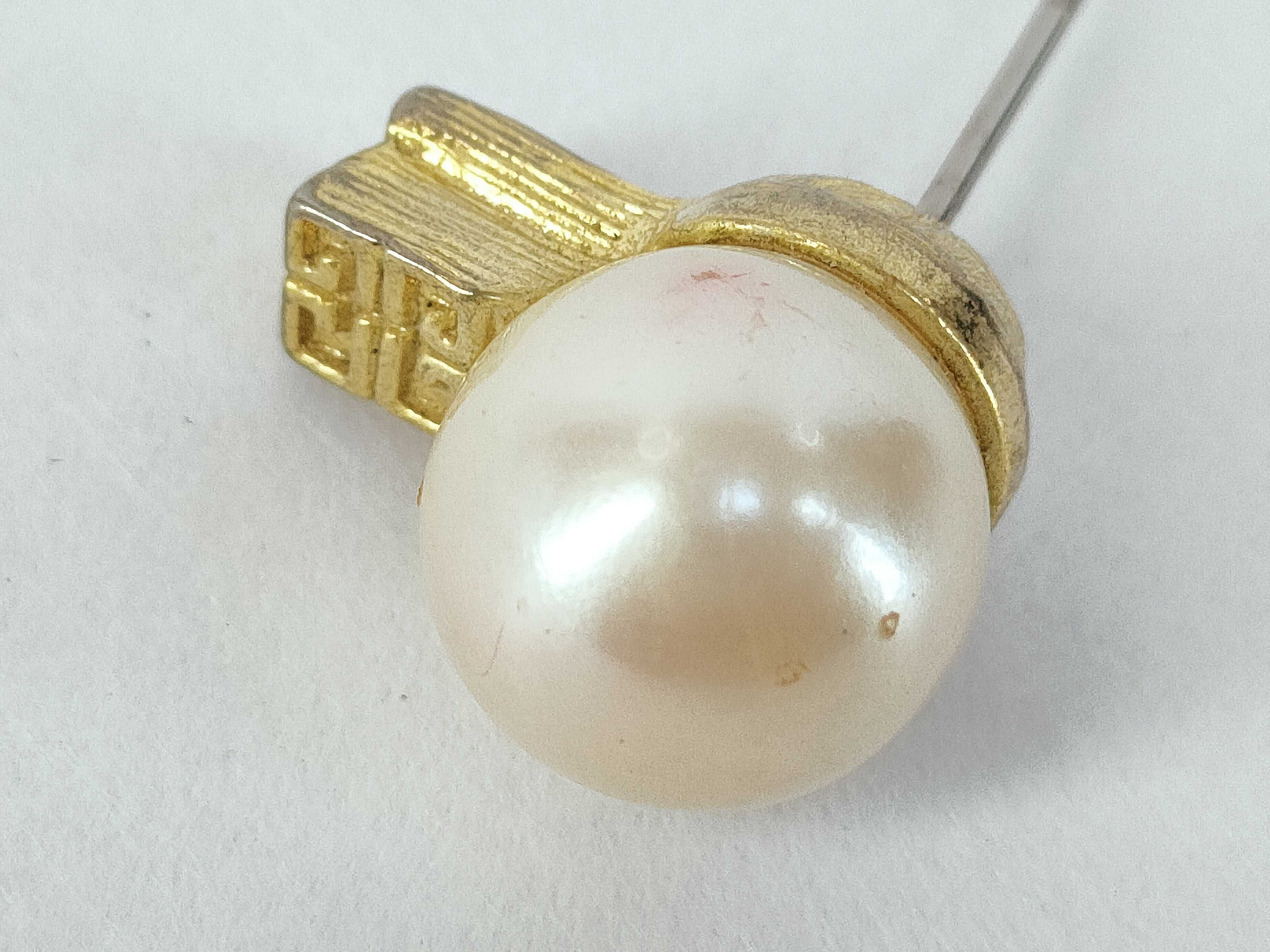 pearl earrings — view 9