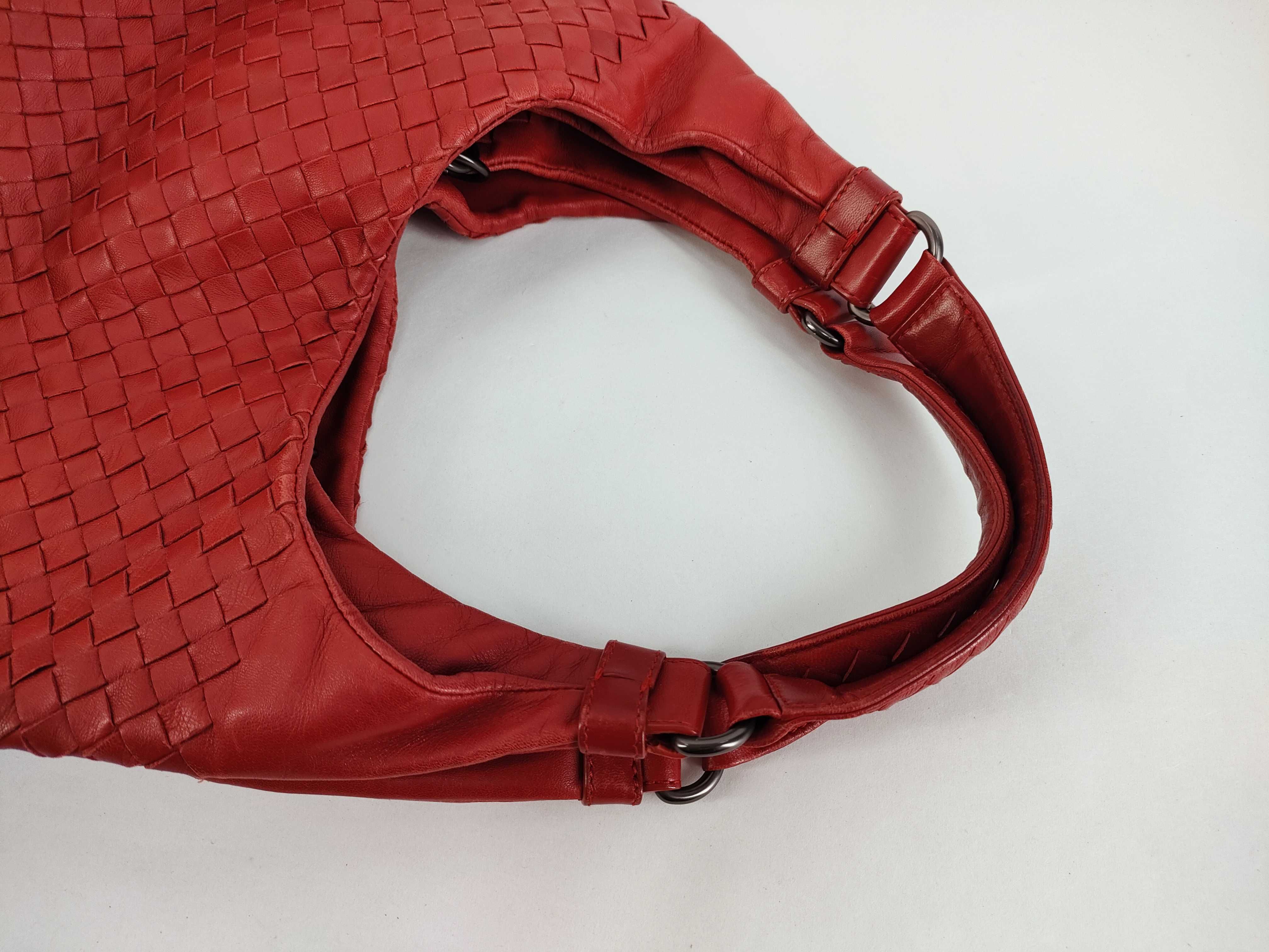 Intrecciato Bottega Veneta Intrecciato Hobo Shoulder Bag — view 3