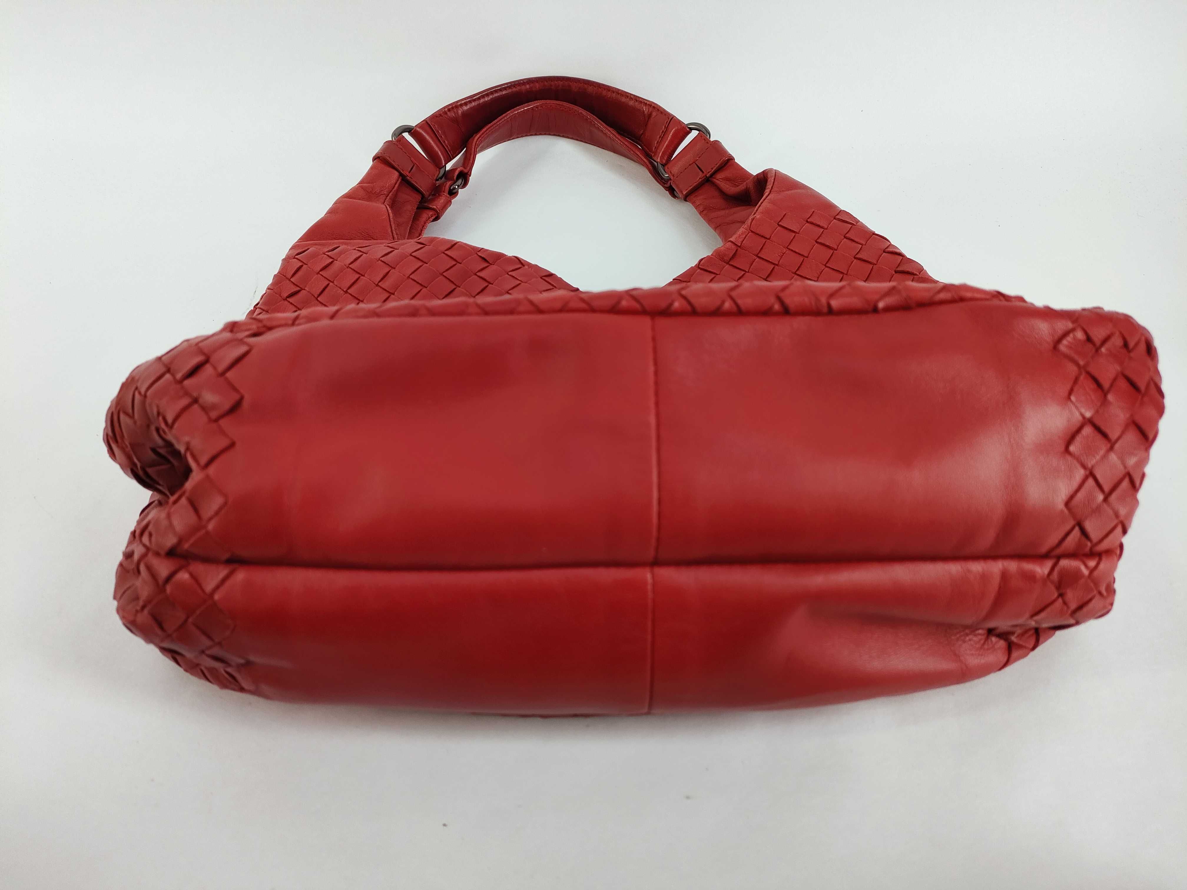 Intrecciato Bottega Veneta Intrecciato Hobo Shoulder Bag — view 7