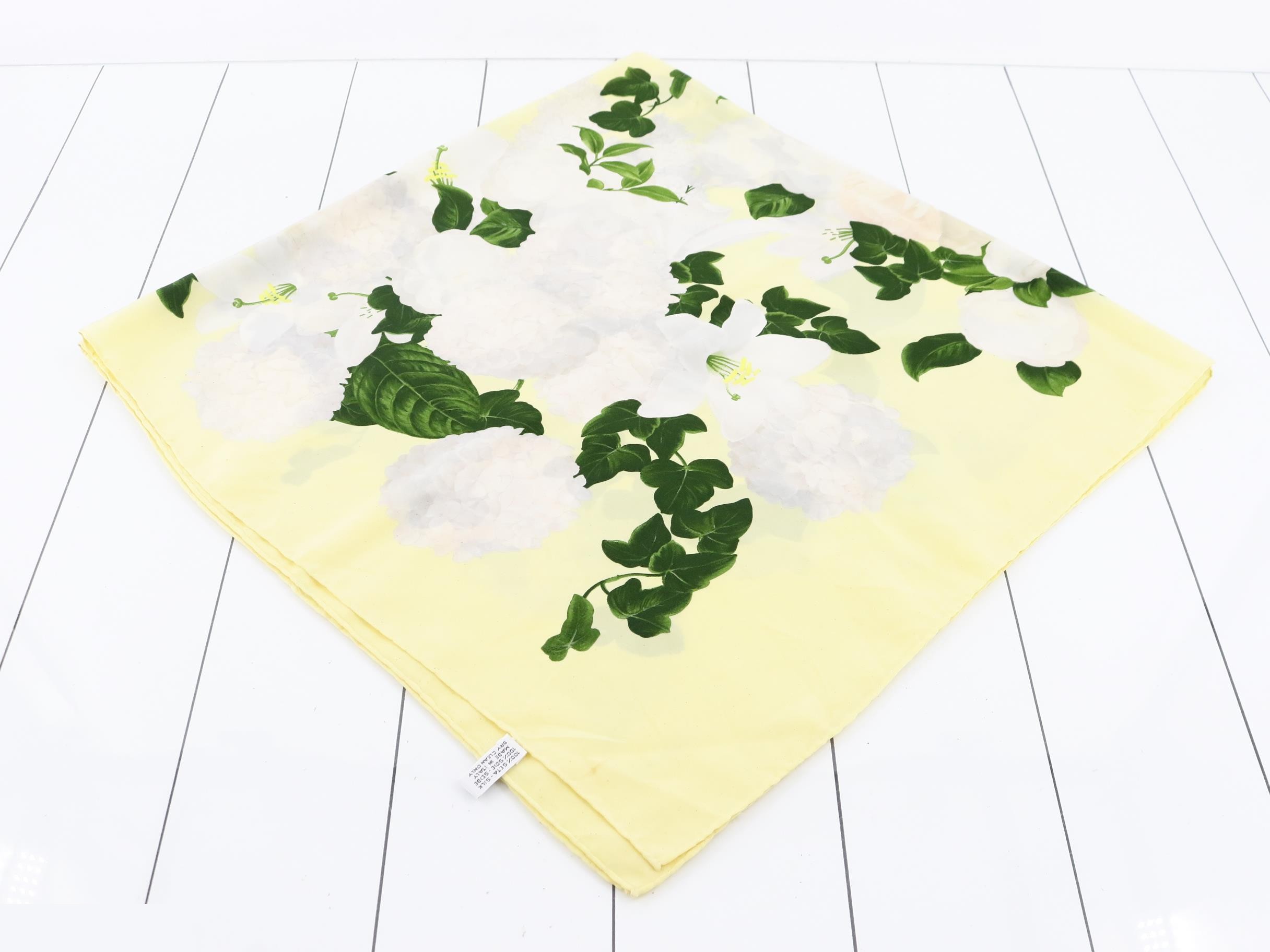 scarf, yellow — view 2