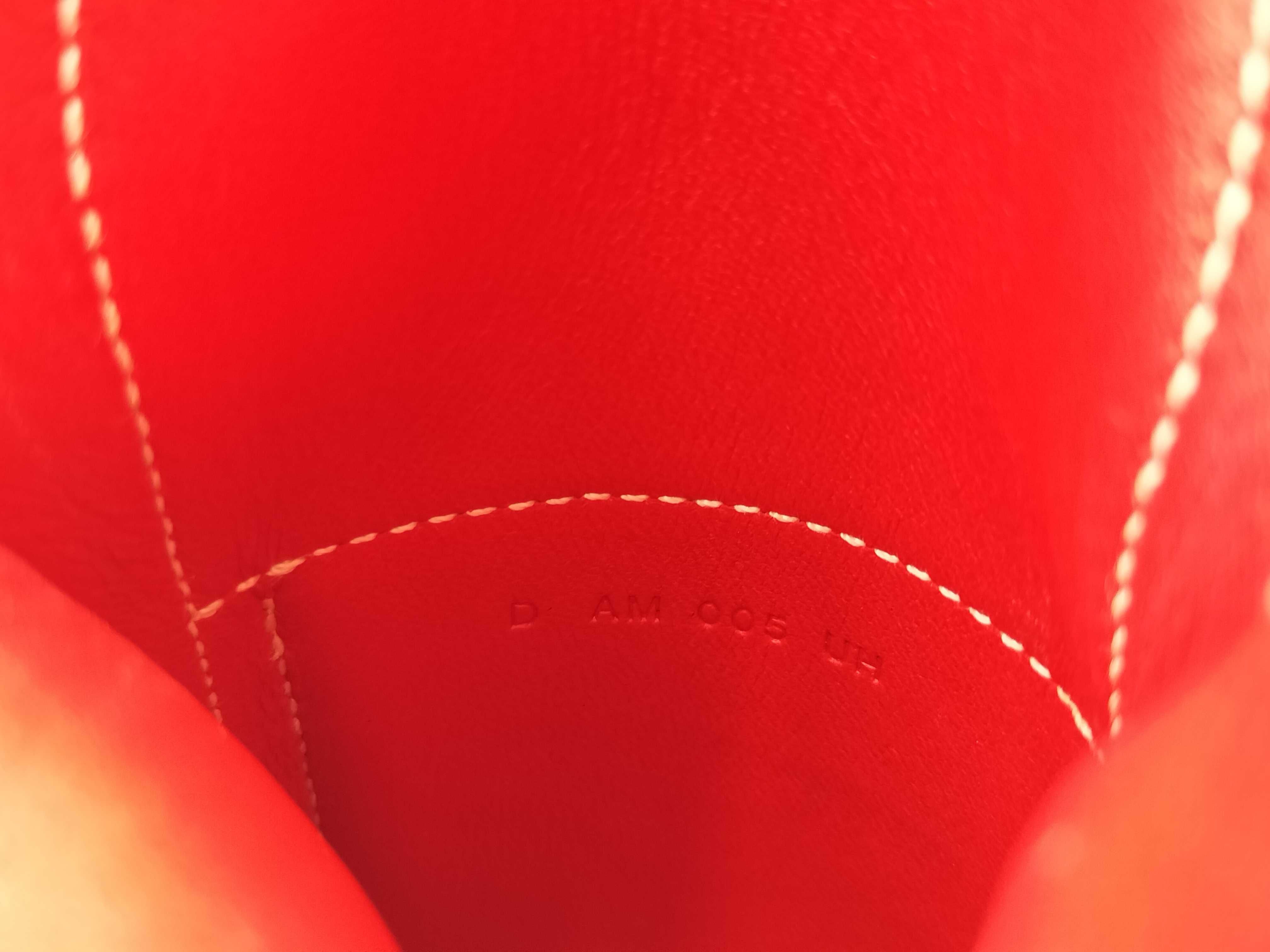 In the Loop To Go PM D Rouge Tomato Chevre Shoulder Bag — view 11