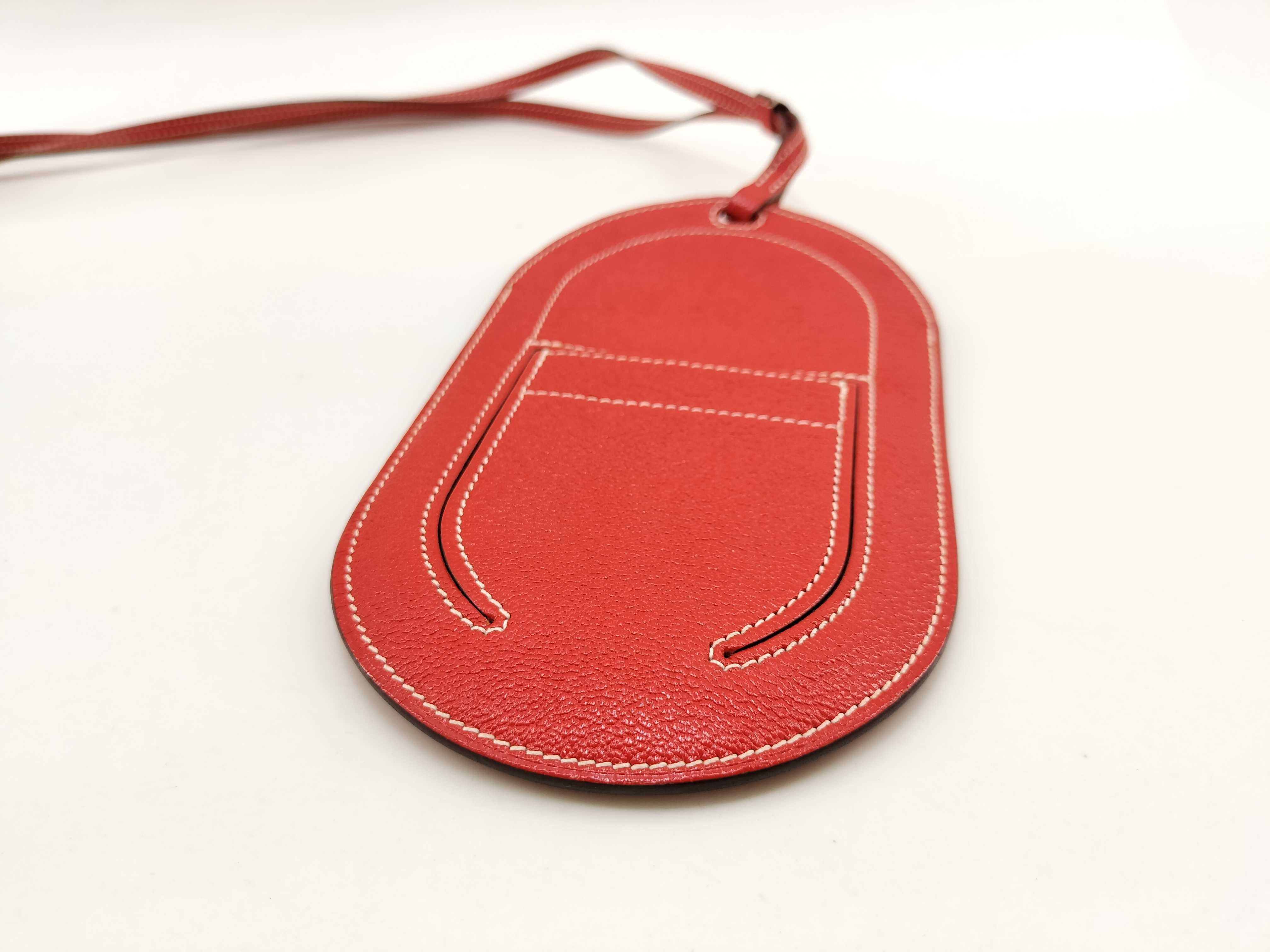 In the Loop To Go PM D Rouge Tomato Chevre Shoulder Bag — view 3