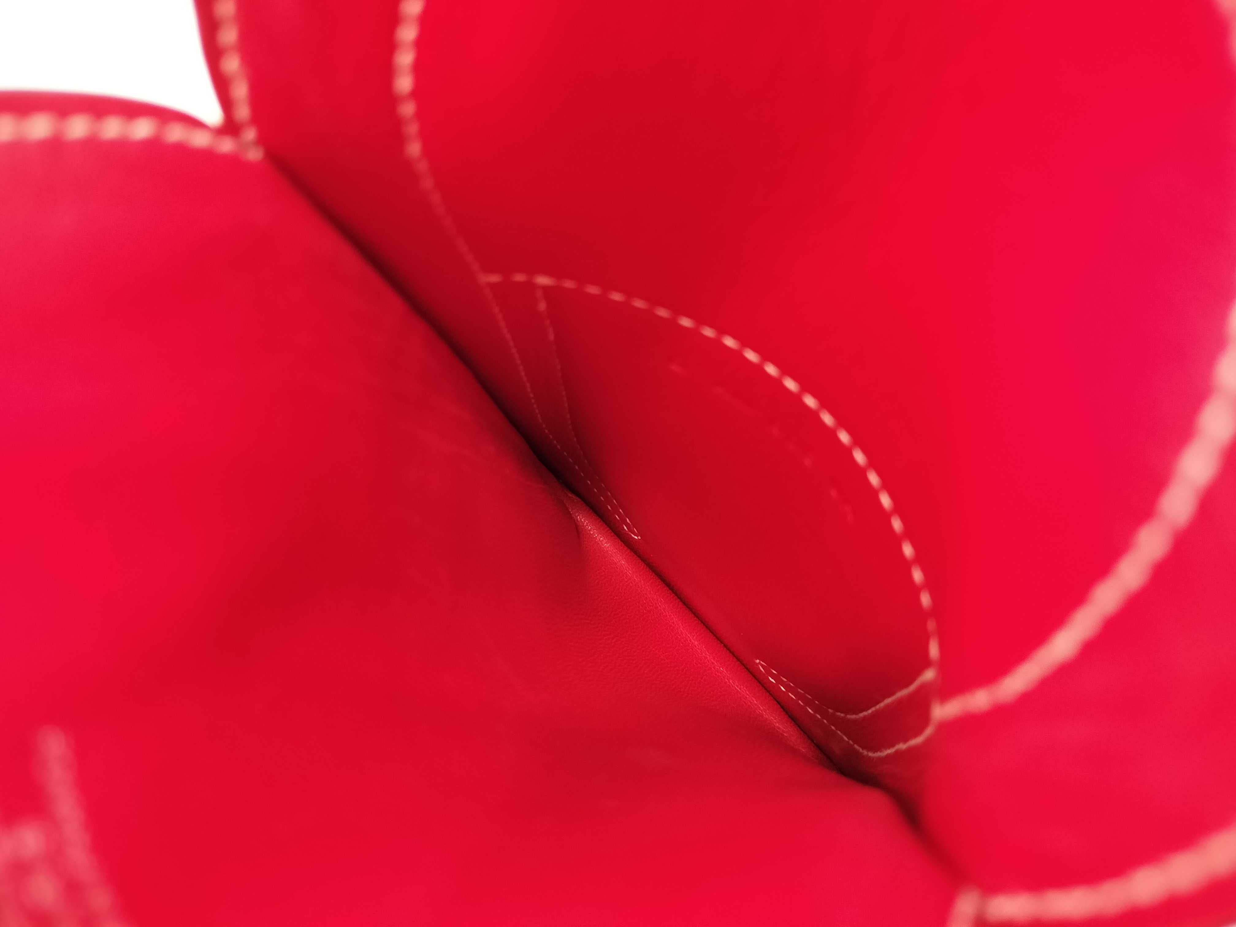 In the Loop To Go PM D Rouge Tomato Chevre Shoulder Bag — view 10