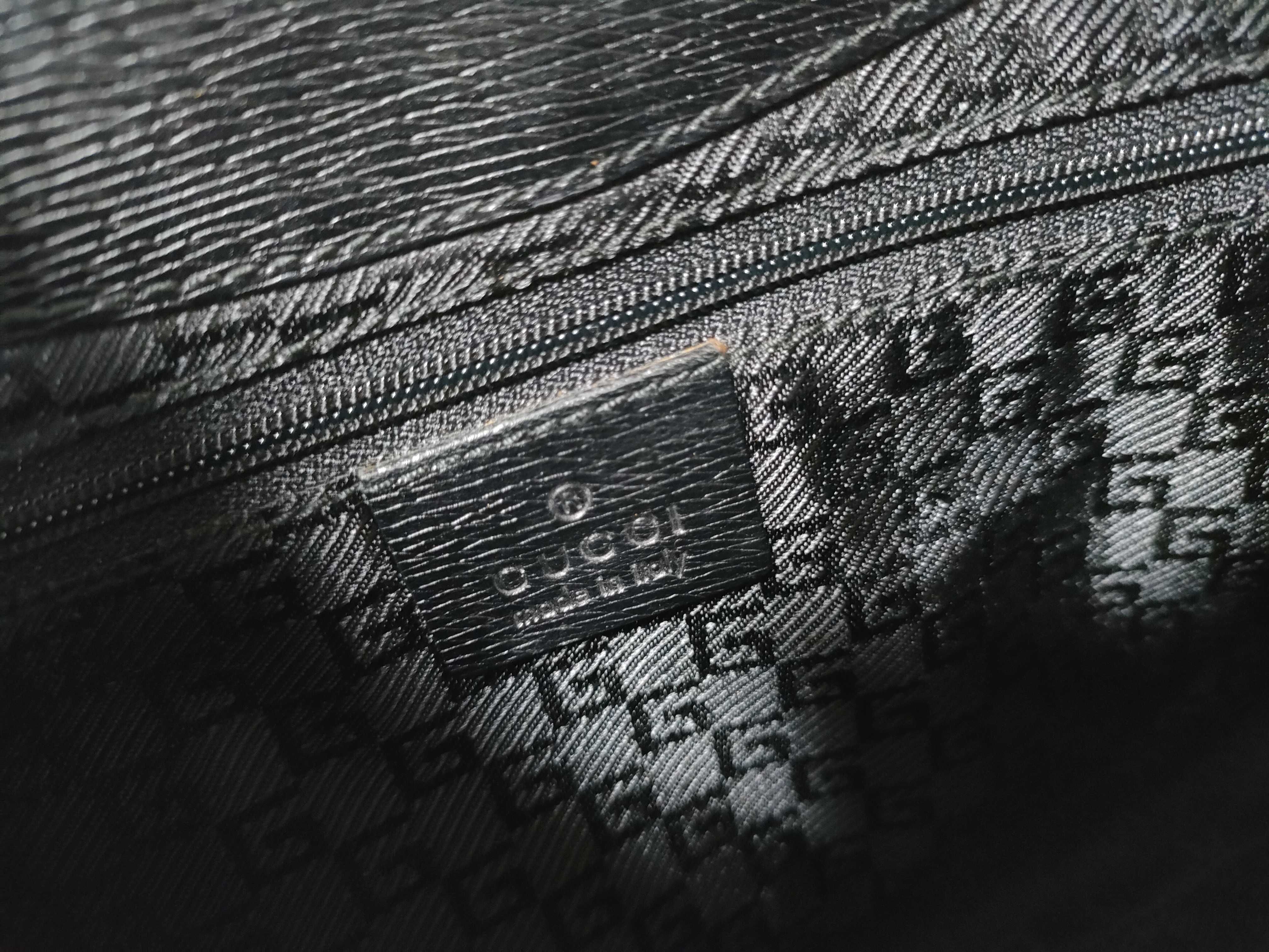 0014141 Gold Hardware One-Shoulder Bag — view 12