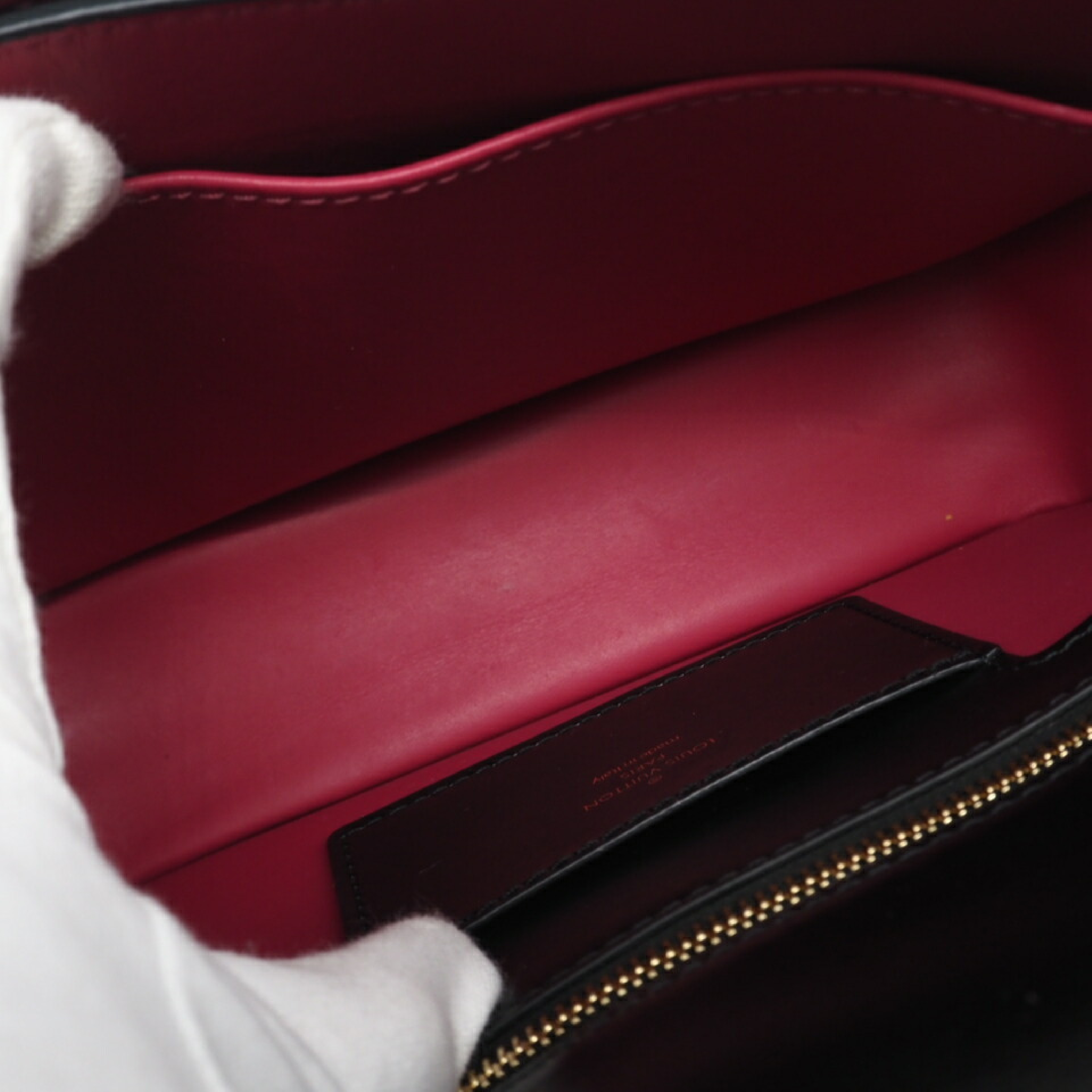 M55948 Calf Leather LV Pont Neuf Noir Shoulder Bag — view 9