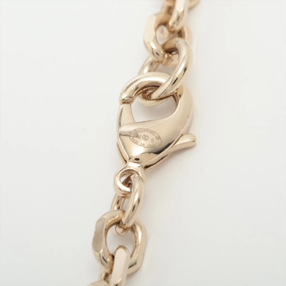 Cocomark Perfume Bottle B22S Necklace GP Gold — view 4