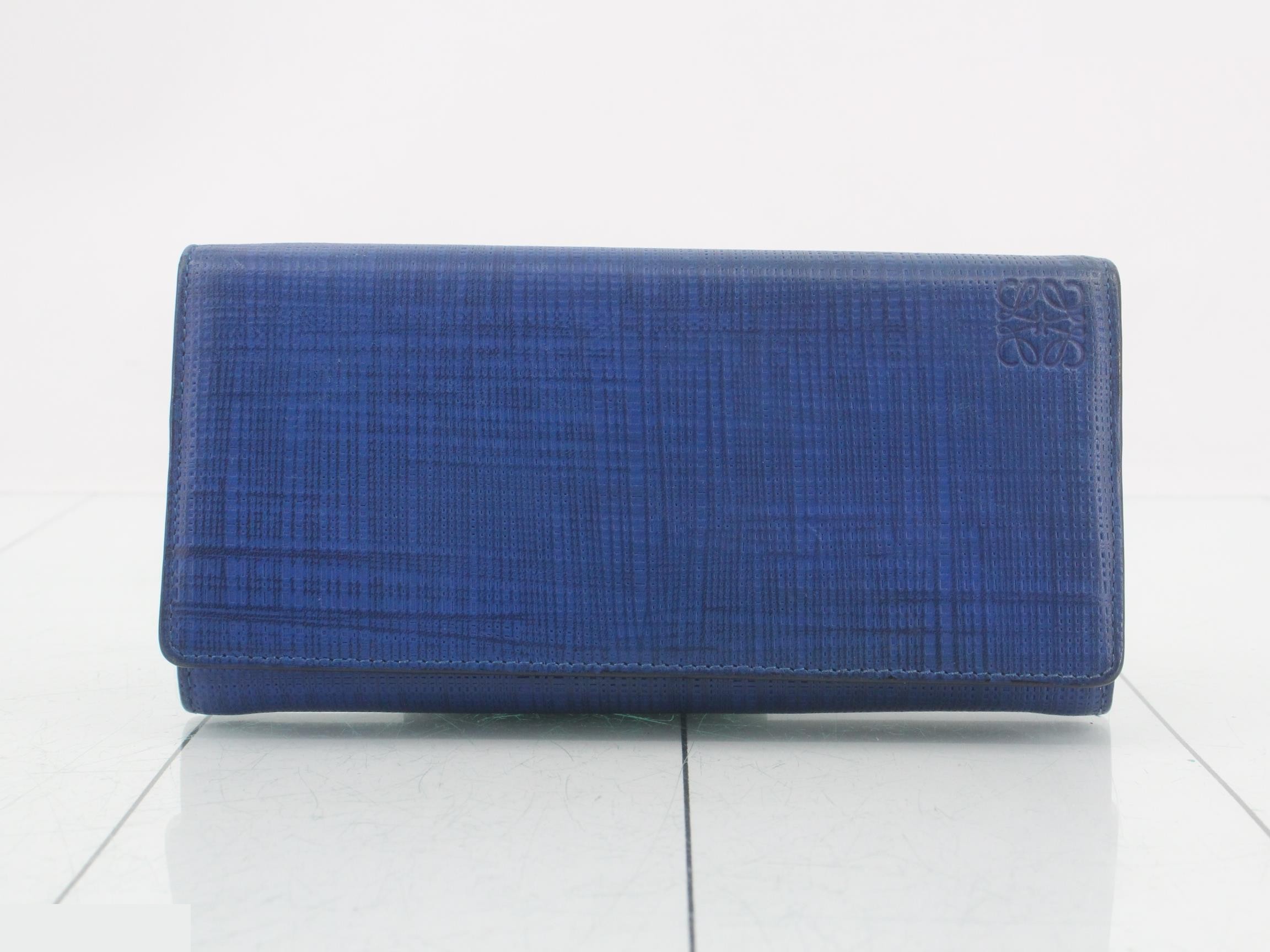 long wallet