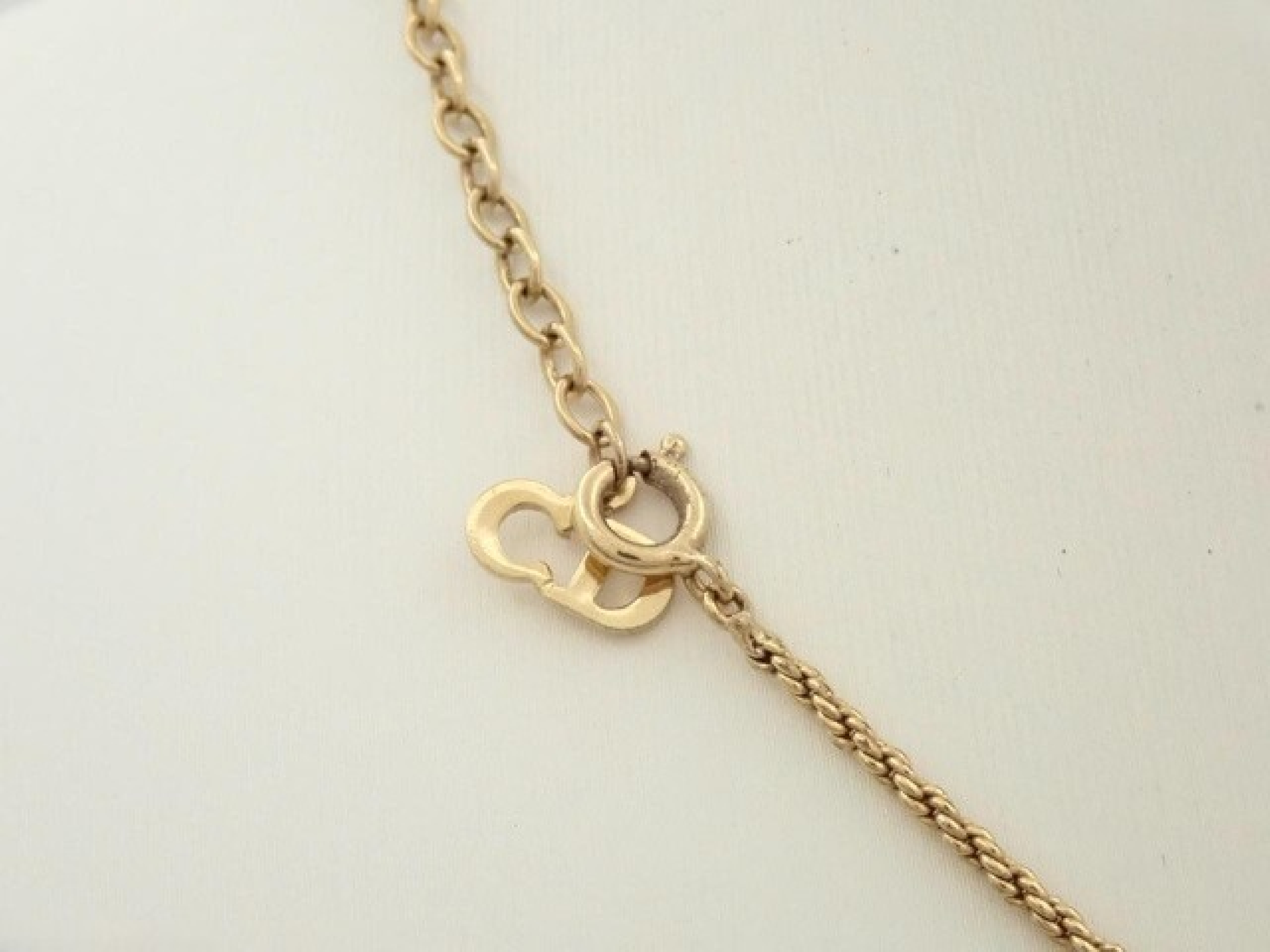 Christian necklace, chain approximately 43cm. — view 3