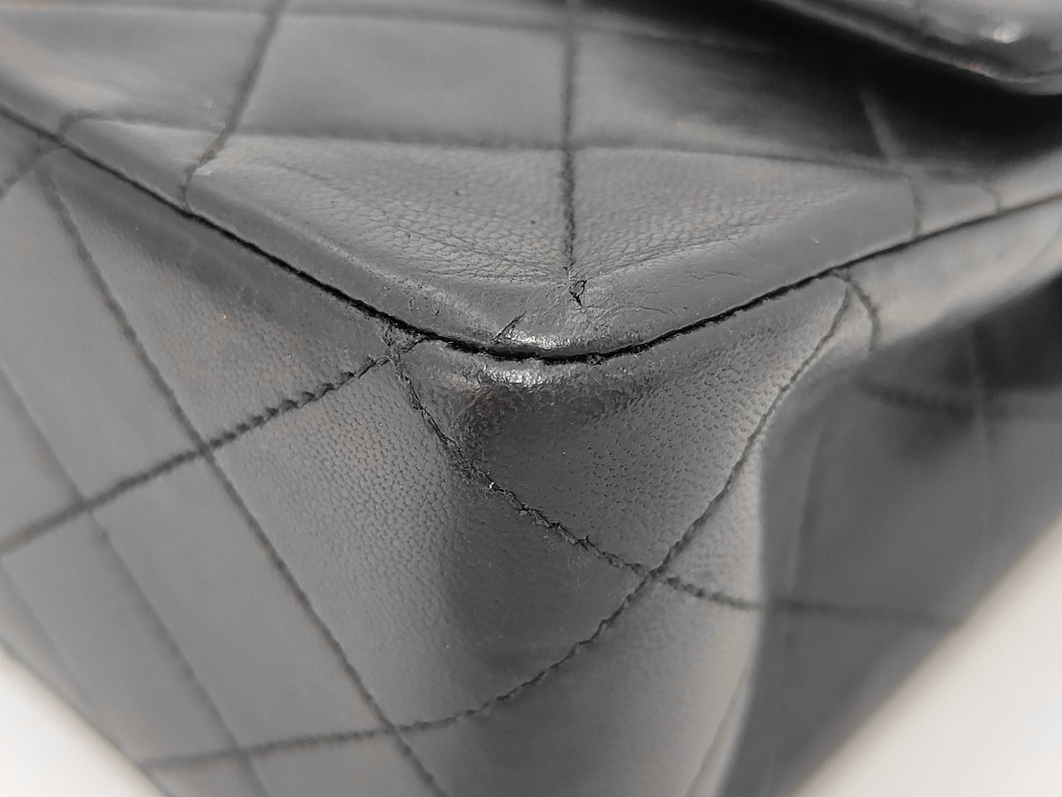 Matelassé 25 Double Flap Double Chain Lambskin Shoulder Bag — view 4