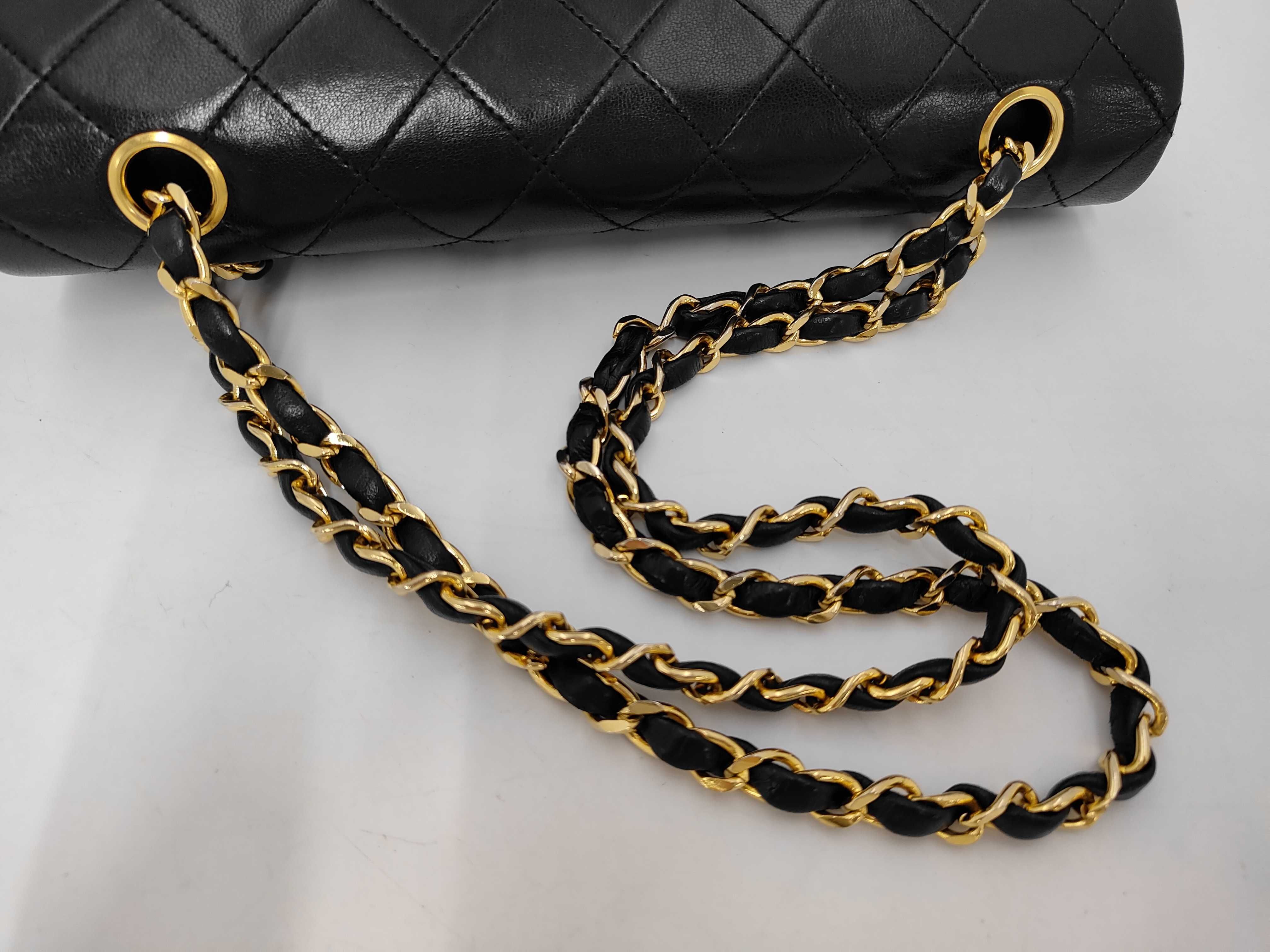 Matelassé 25 Double Flap Double Chain Lambskin Shoulder Bag — view 5