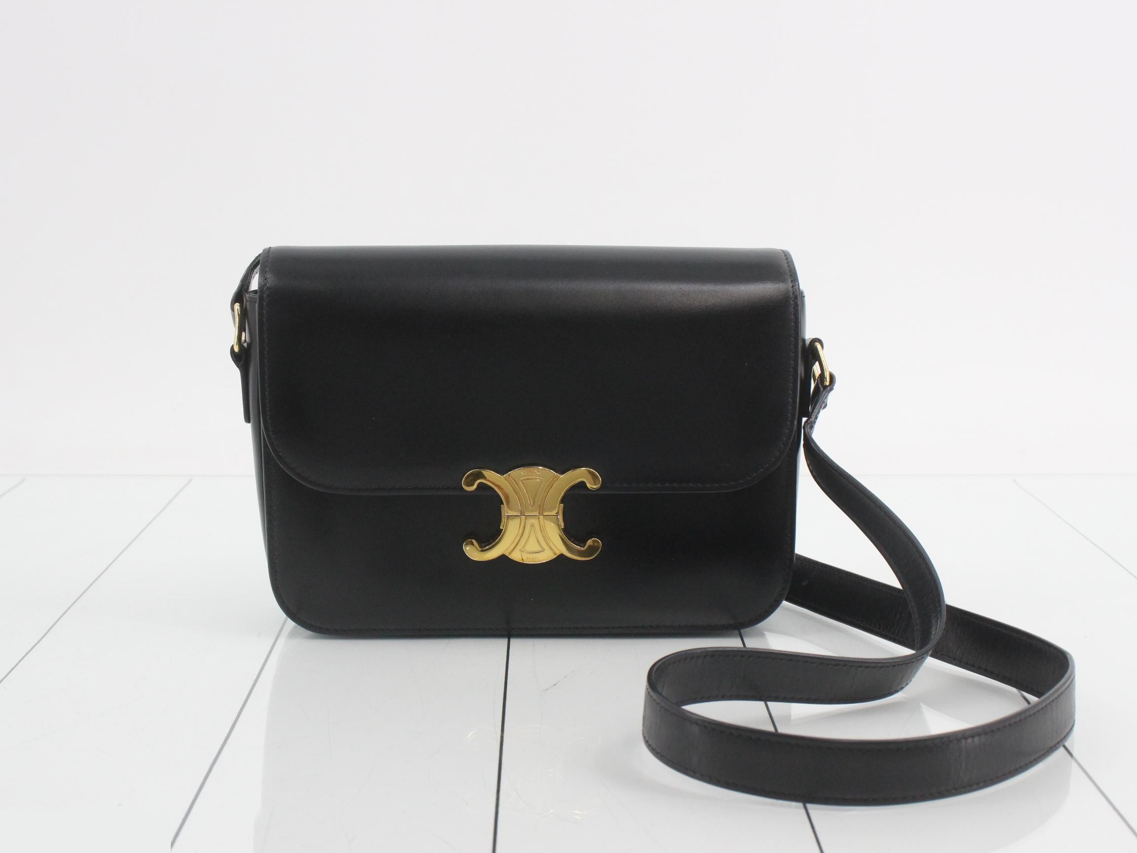 Teen Triomphe Medium Leather Shoulder Bag, Black