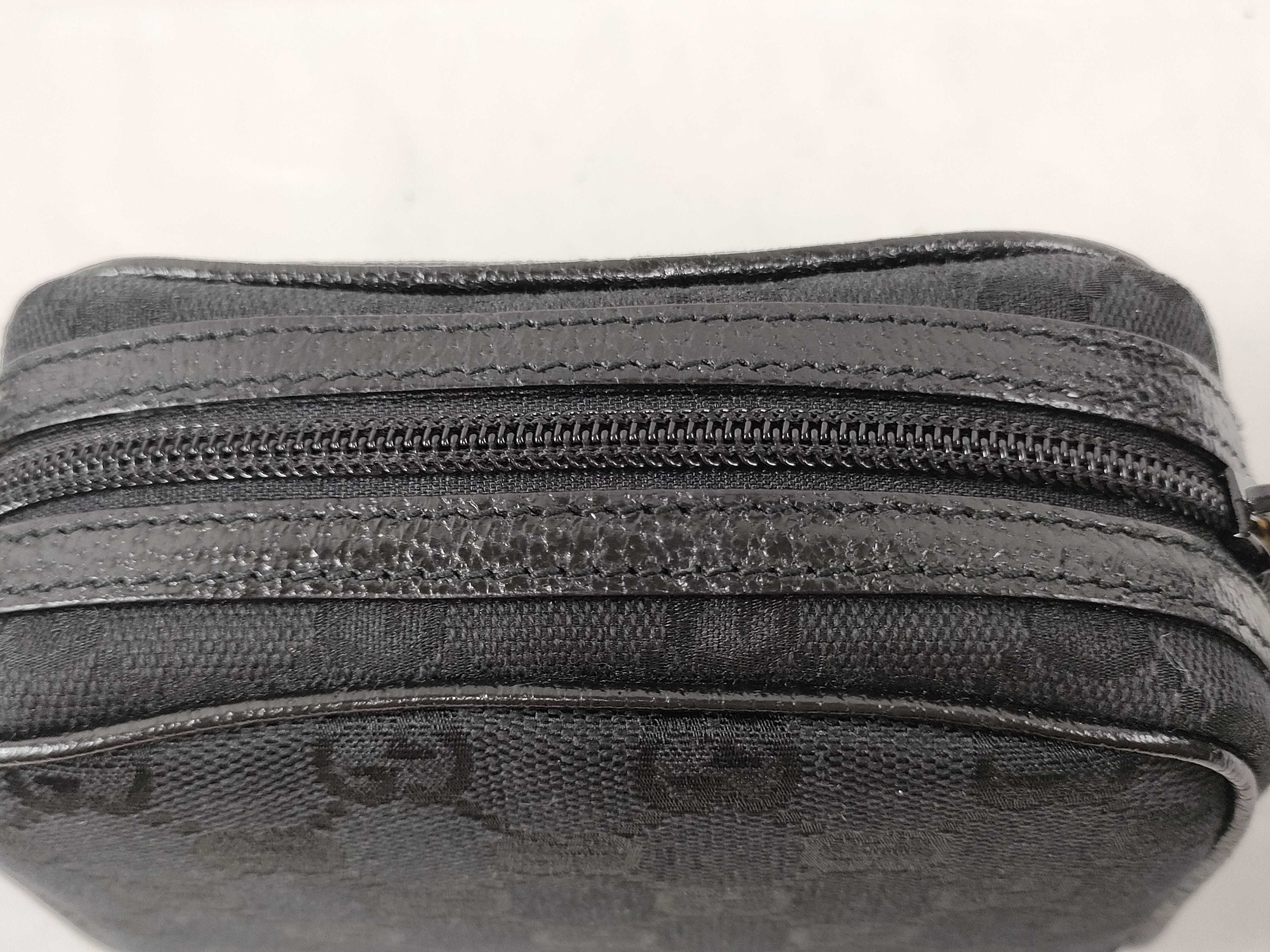 GG Canvas Pouch — view 3