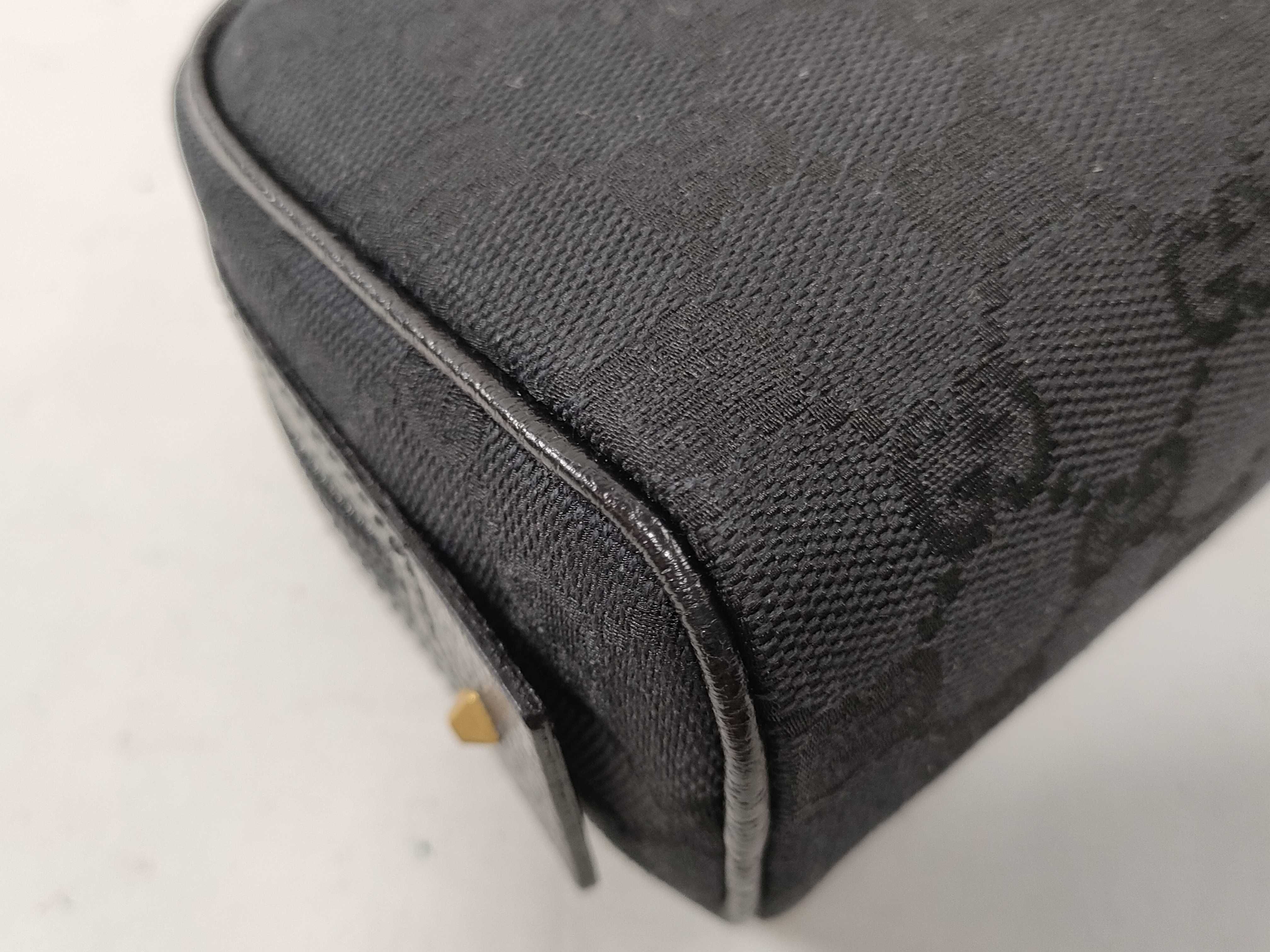 GG Canvas Pouch — view 7