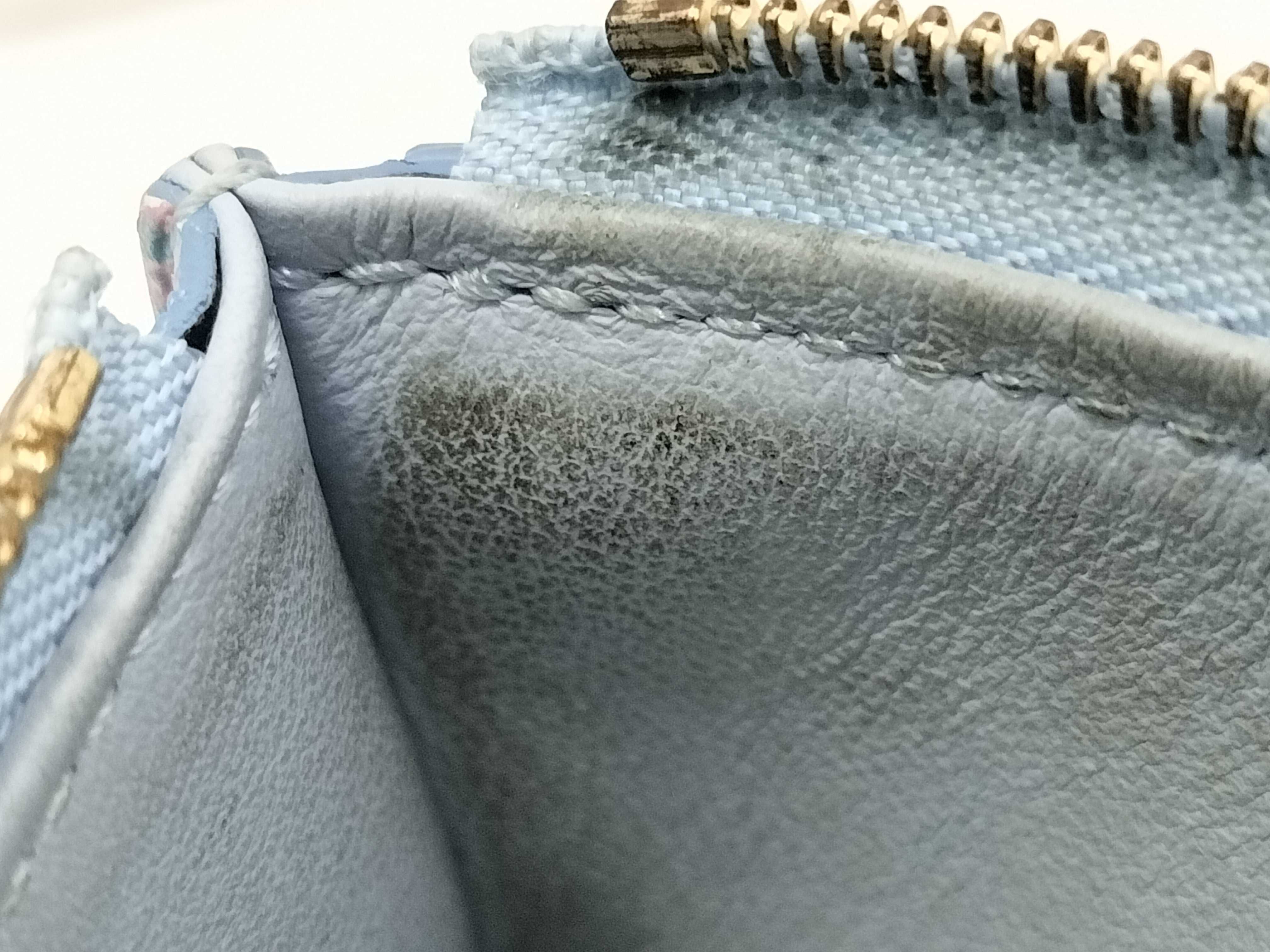 Portefeuille Capucines Taurillon Blue Wallet — view 9