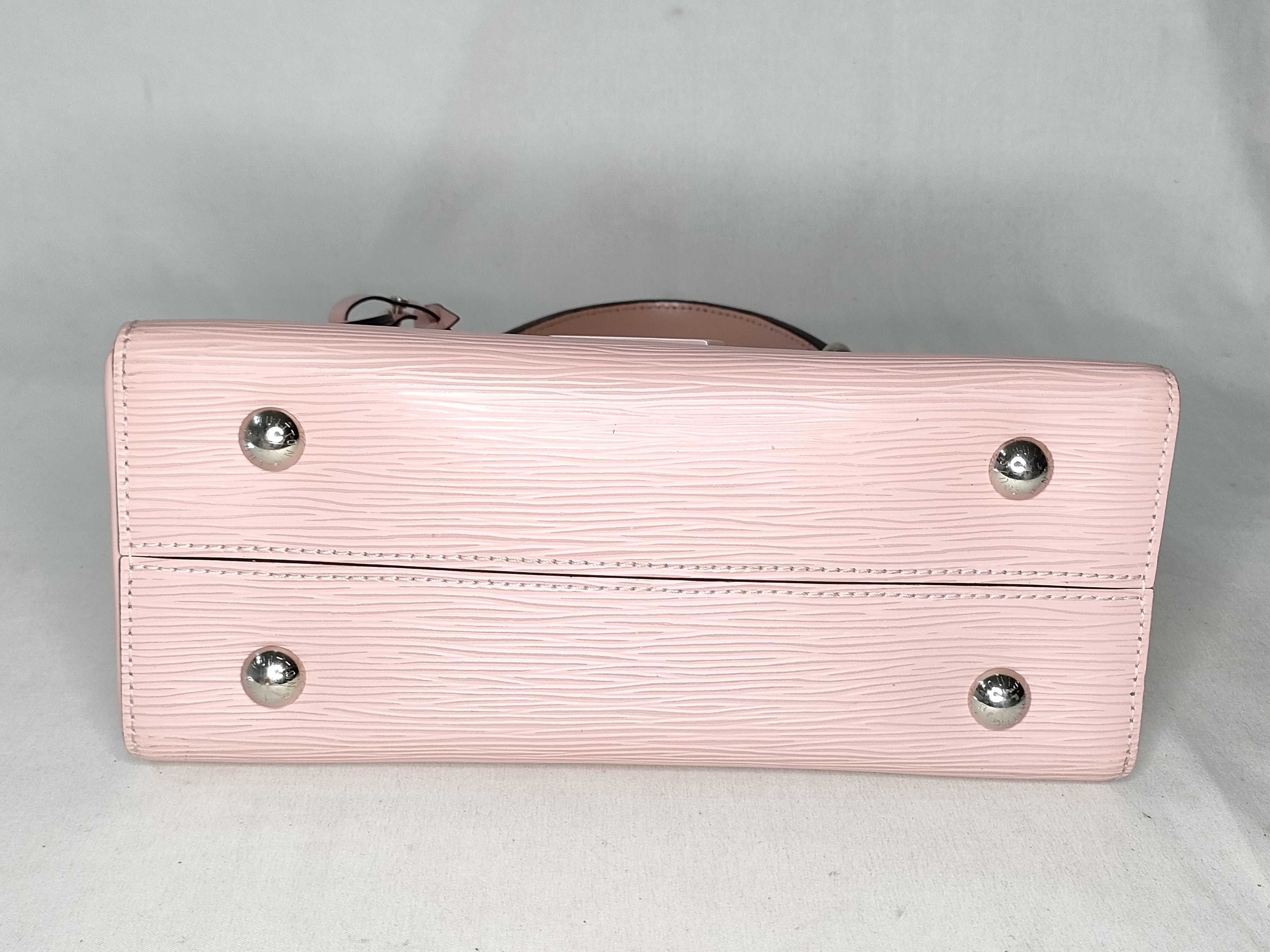 Epi Louis Vuitton Epi Hand Shoulder Bag Handbag — view 8