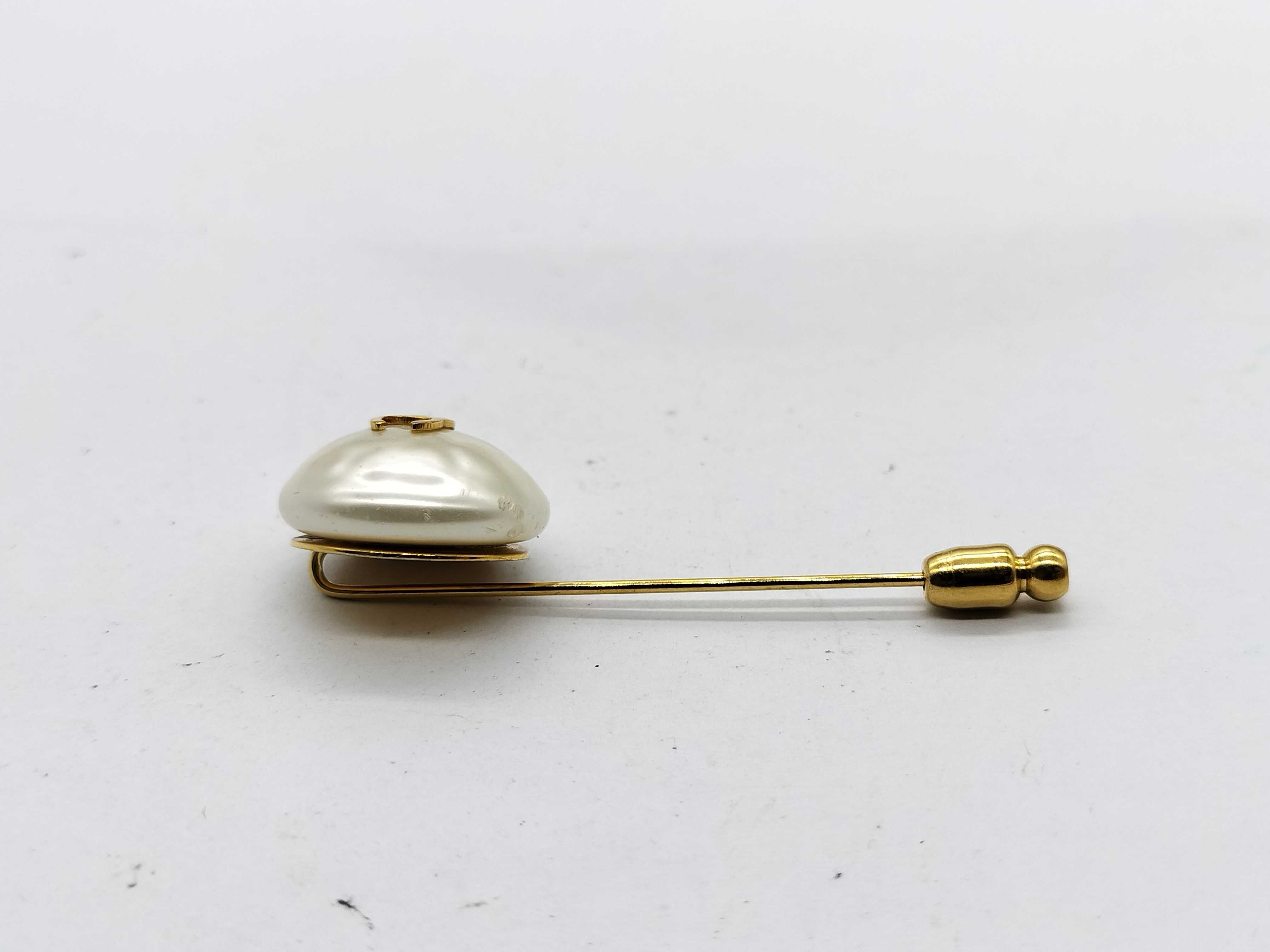 96A Pin Brooch Coco x Pearl Brooch — view 2
