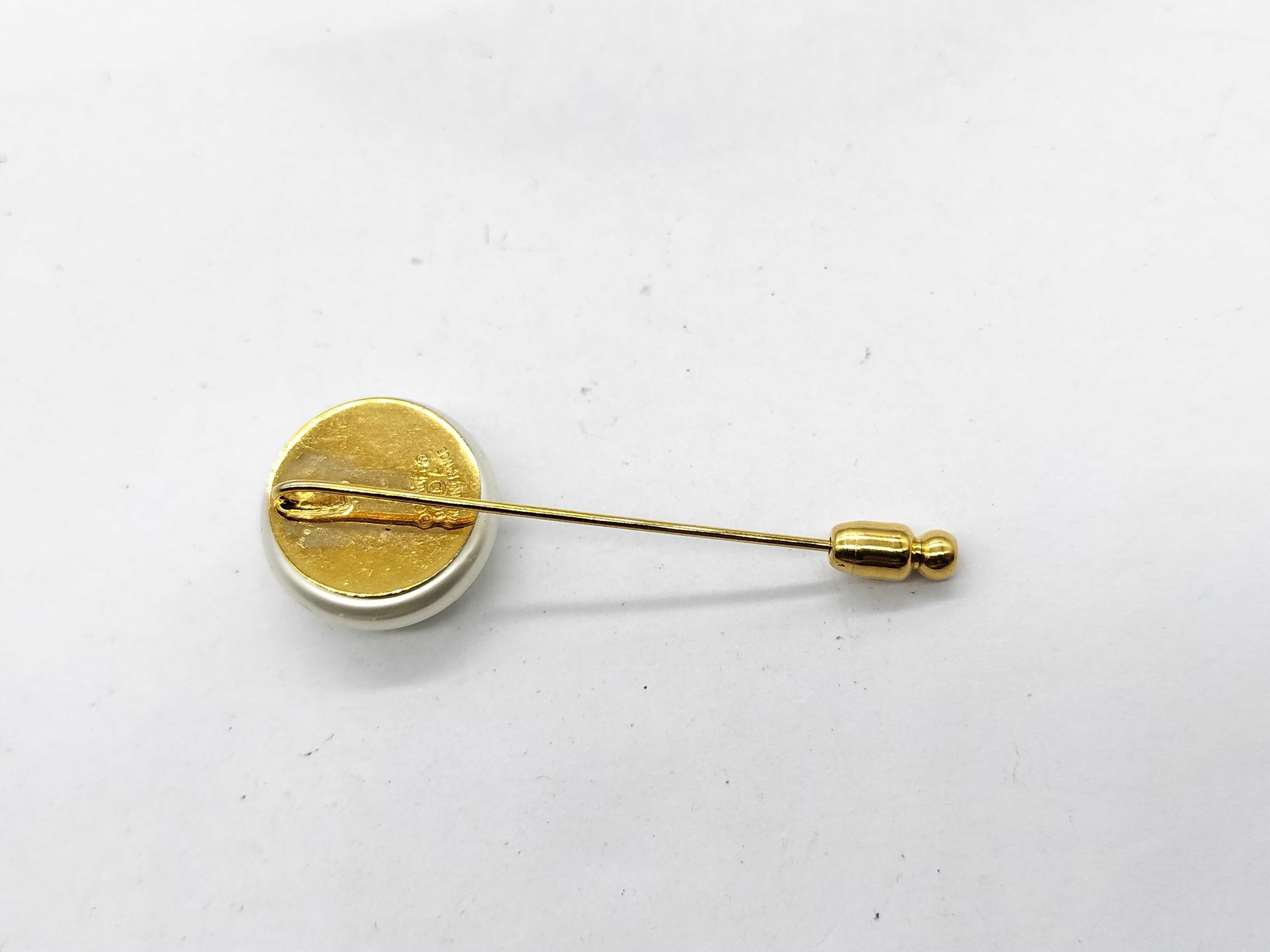 96A Pin Brooch Coco x Pearl Brooch — view 3