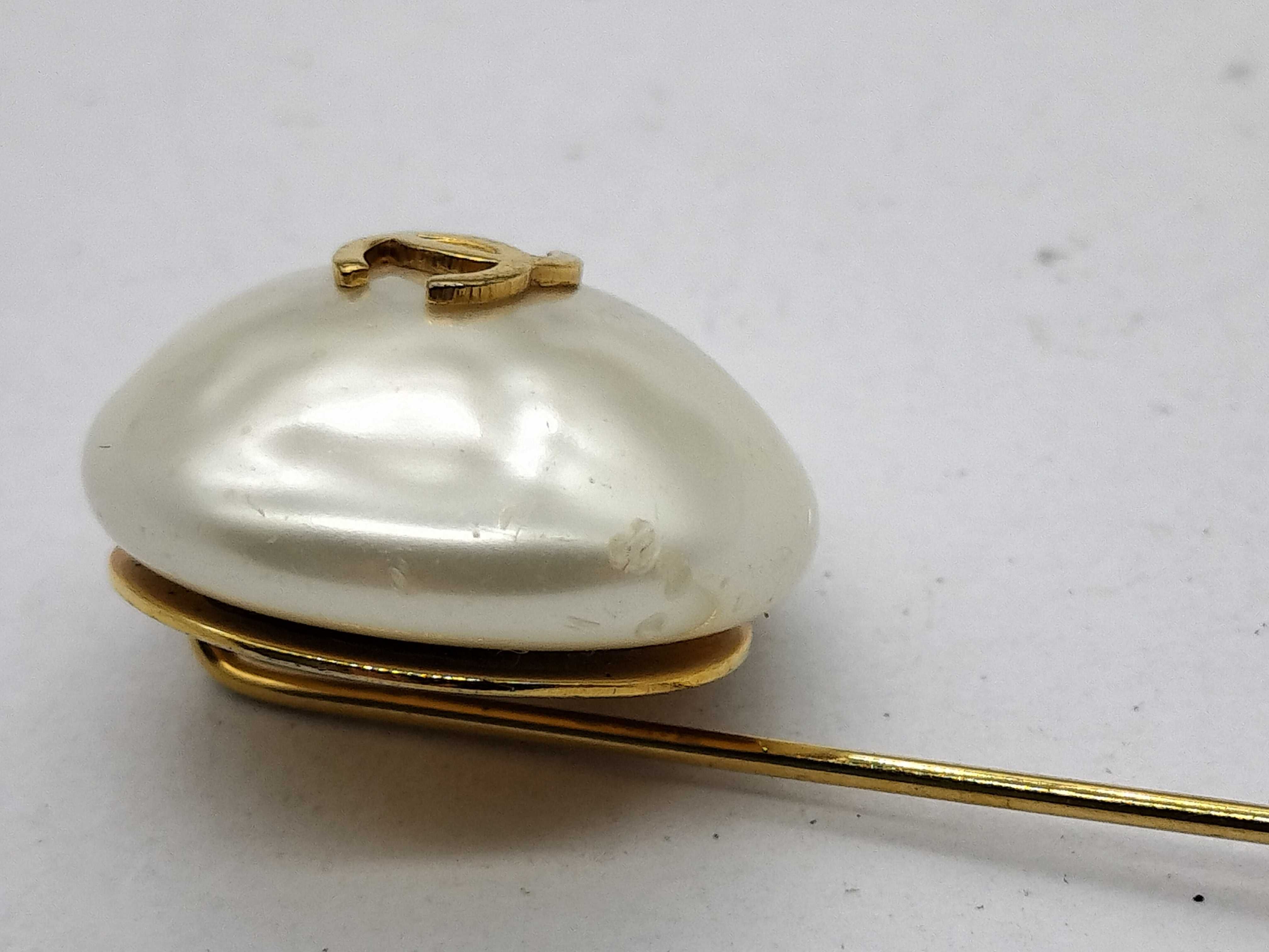 96A Pin Brooch Coco x Pearl Brooch — view 5