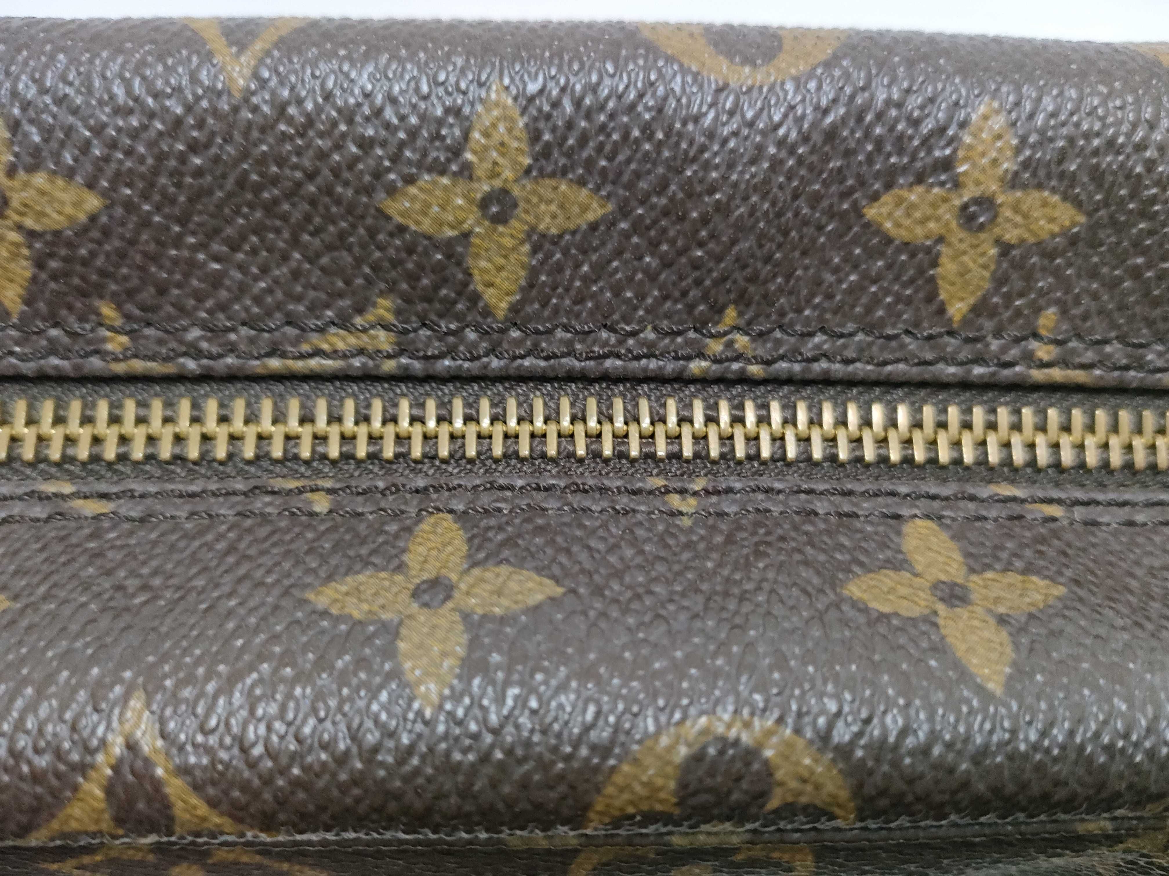 Monogram Louis Vuitton Trousses Toilette 28 Second Bag Pouch — view 5