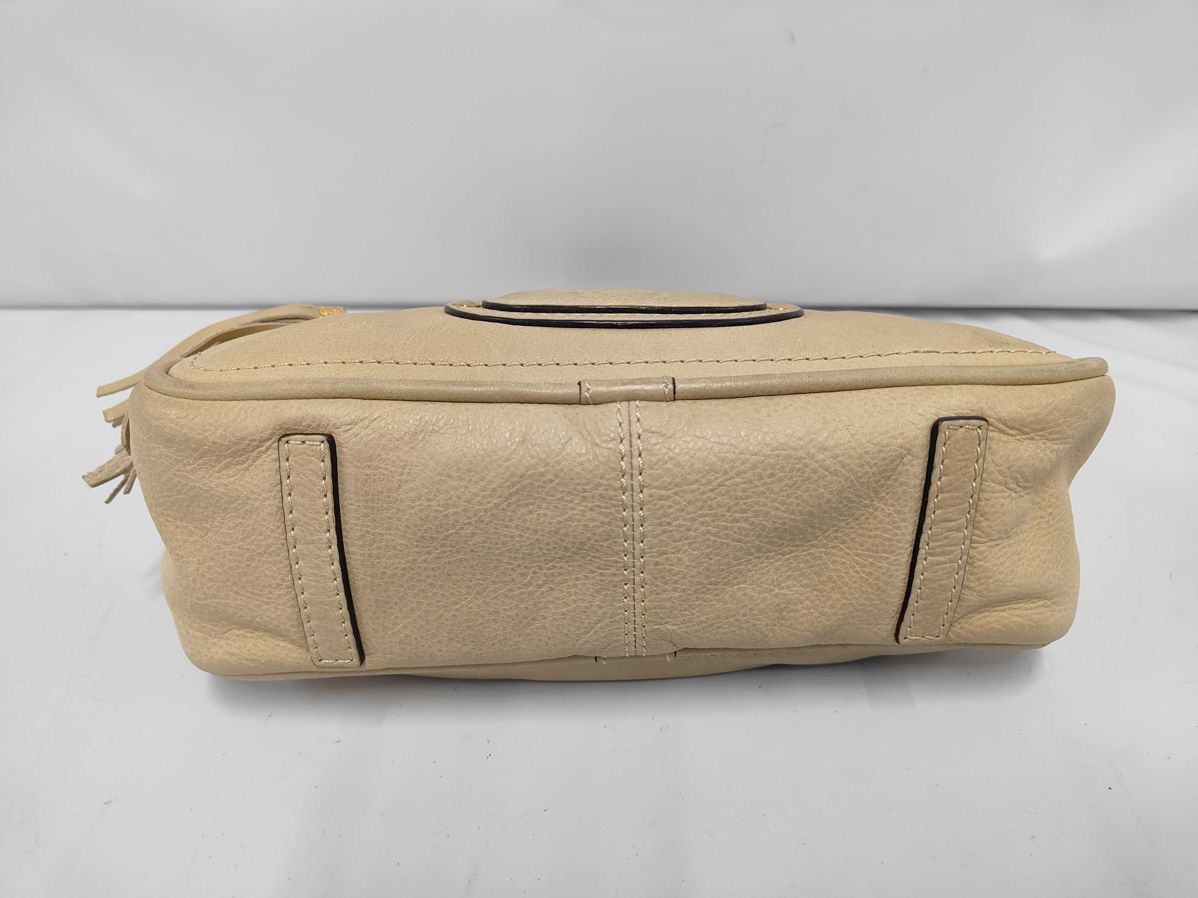 handbag — view 3