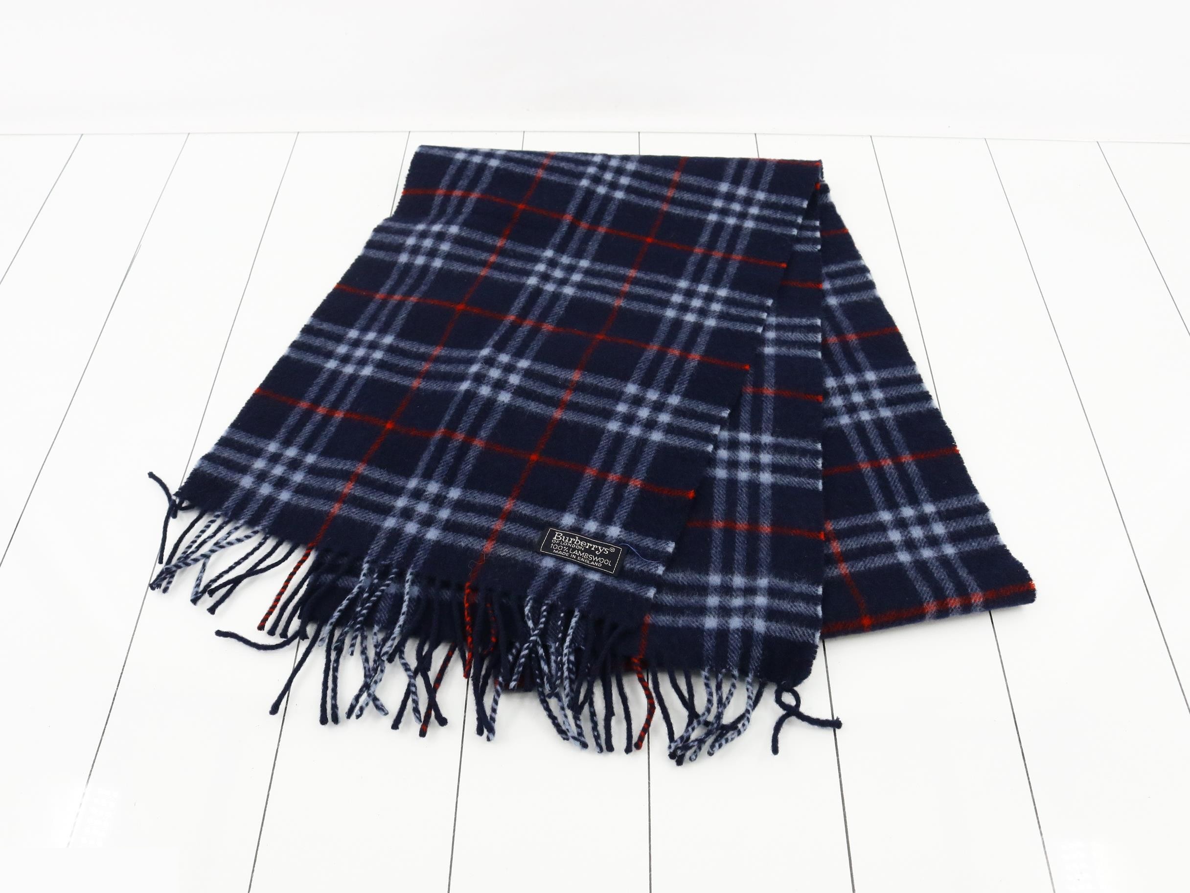 Other lines: Small items, accessories, and scarves — view 2