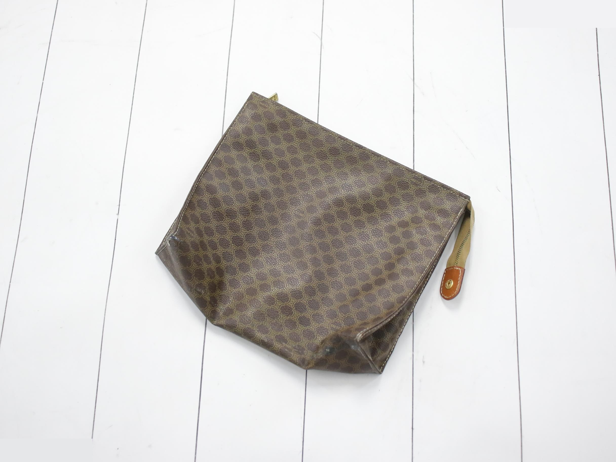 Pouch and clutch bag (2 items bundled together) — view 2