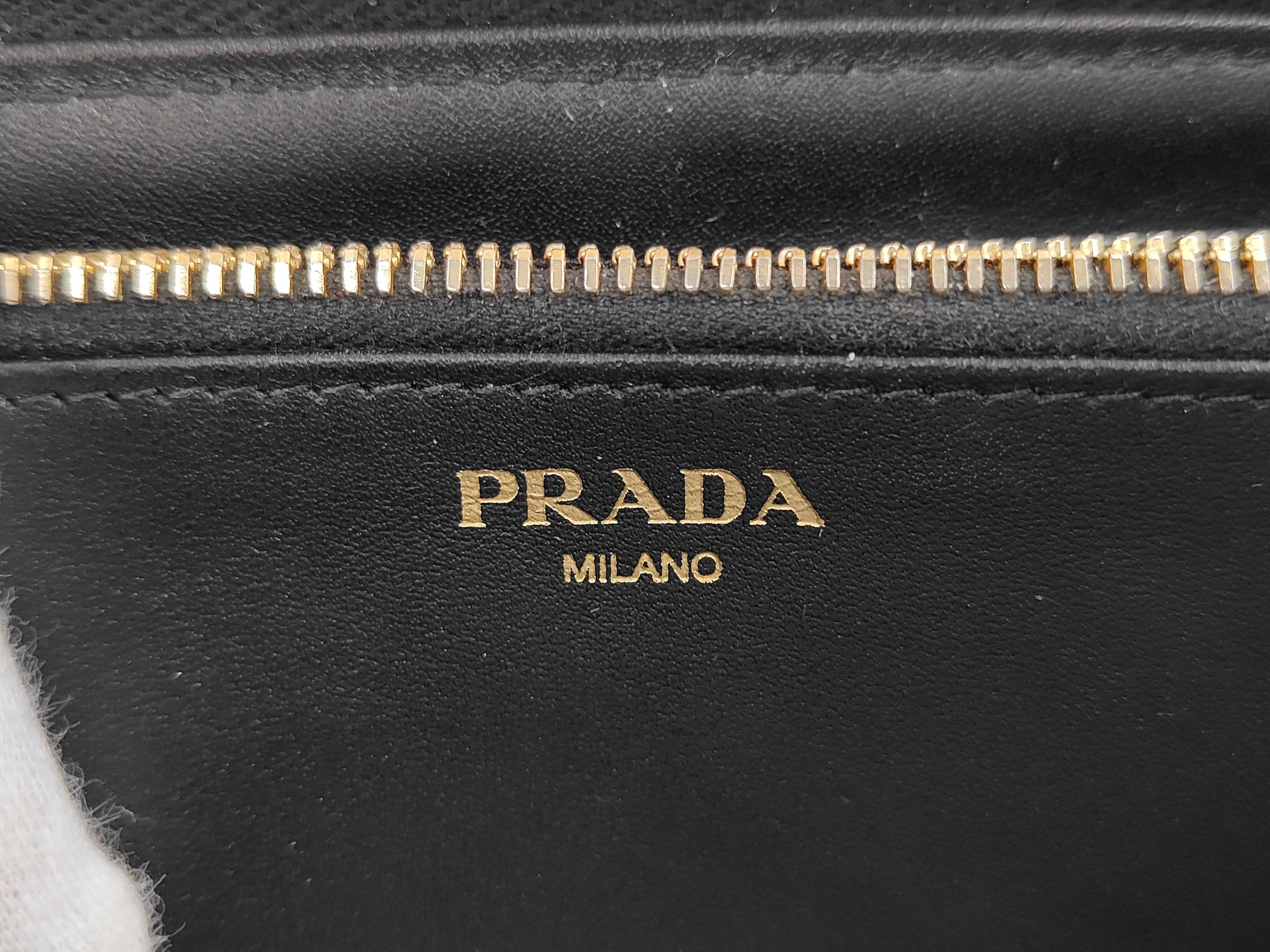 Leather Round Long Wallet Serial Number Wallet — view 6