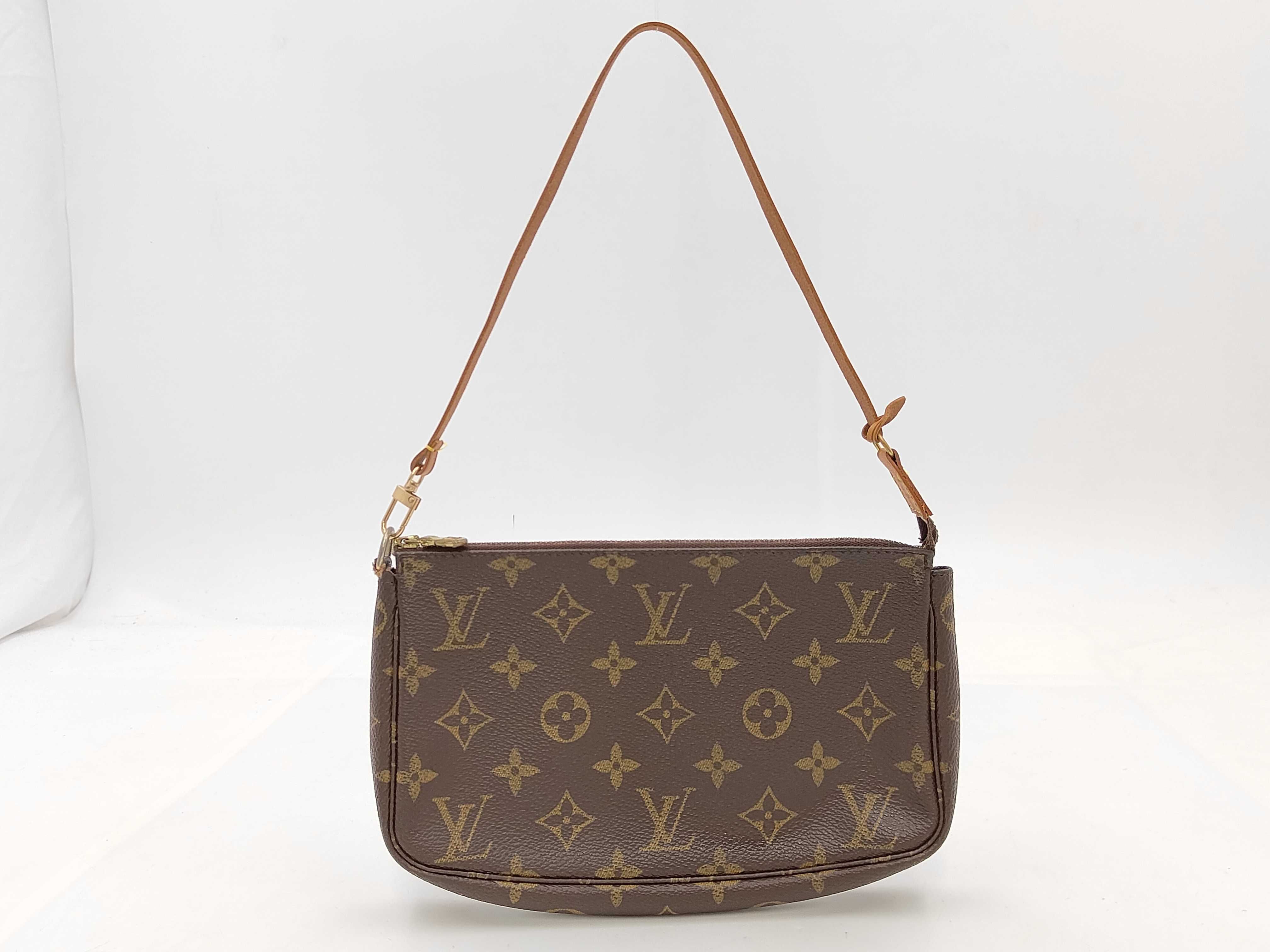 Monogram Accessoires AR1010 Shoulder Bag