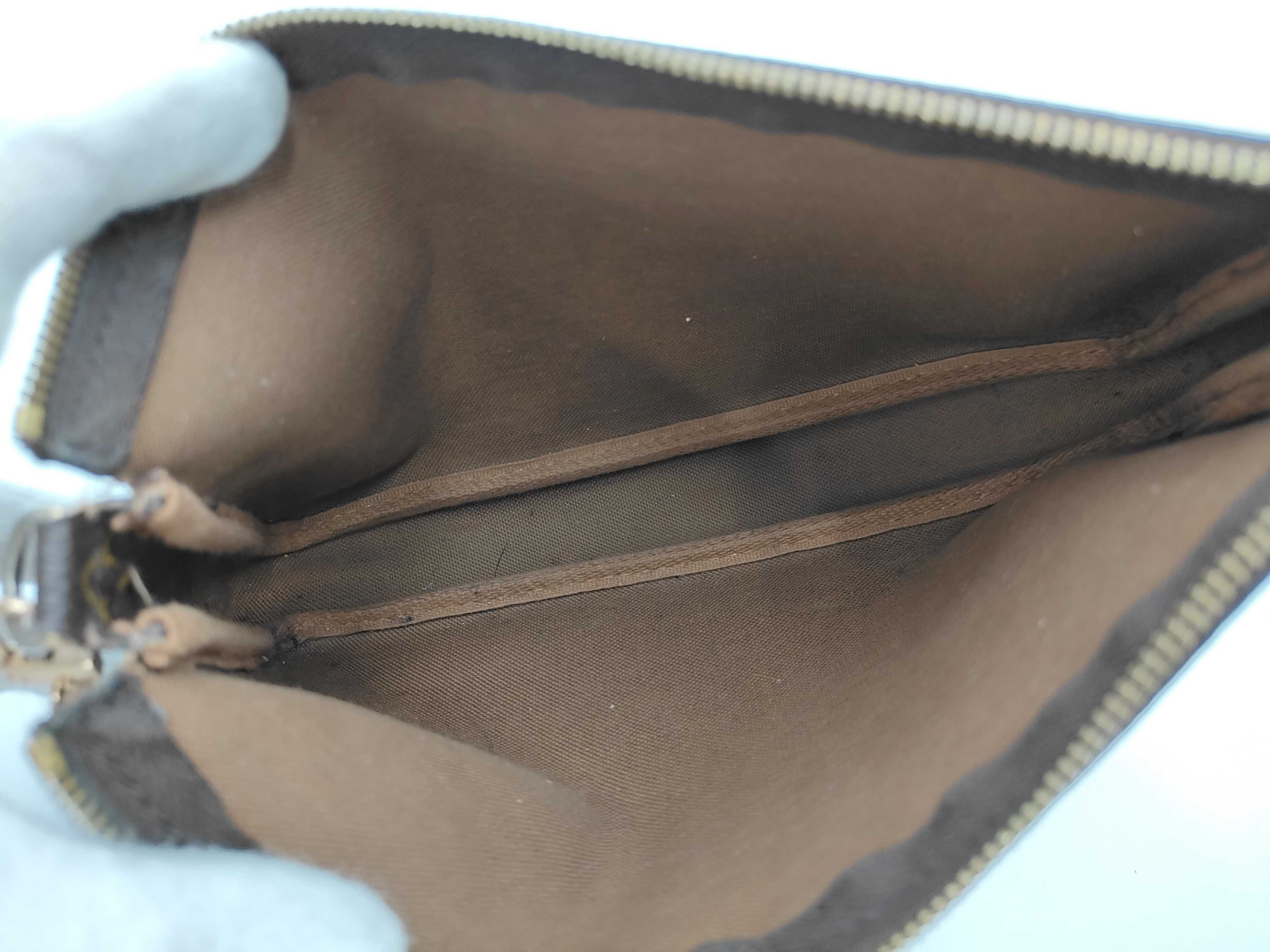 Monogram Accessoires AR1010 Shoulder Bag — view 10