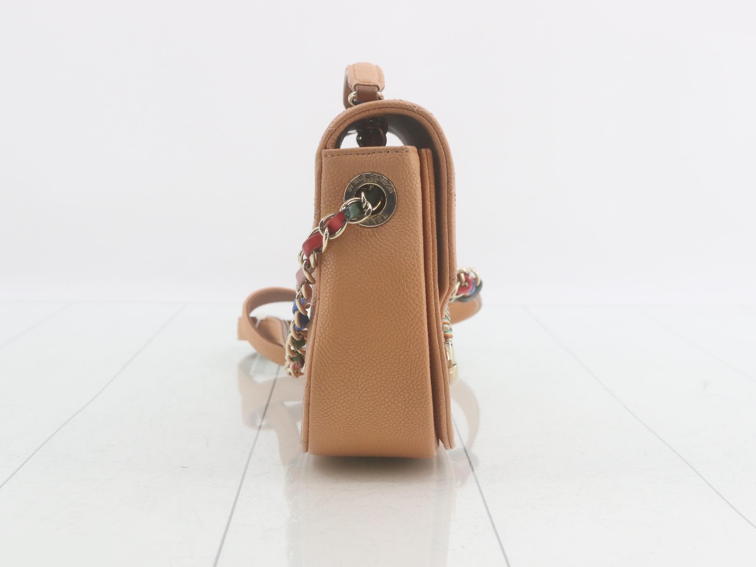 Shoulder bag — view 4