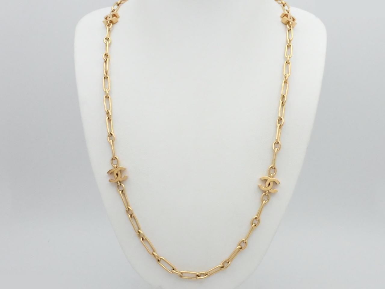 Coco Mark Chain Necklace with Engraved Plate (GP)
