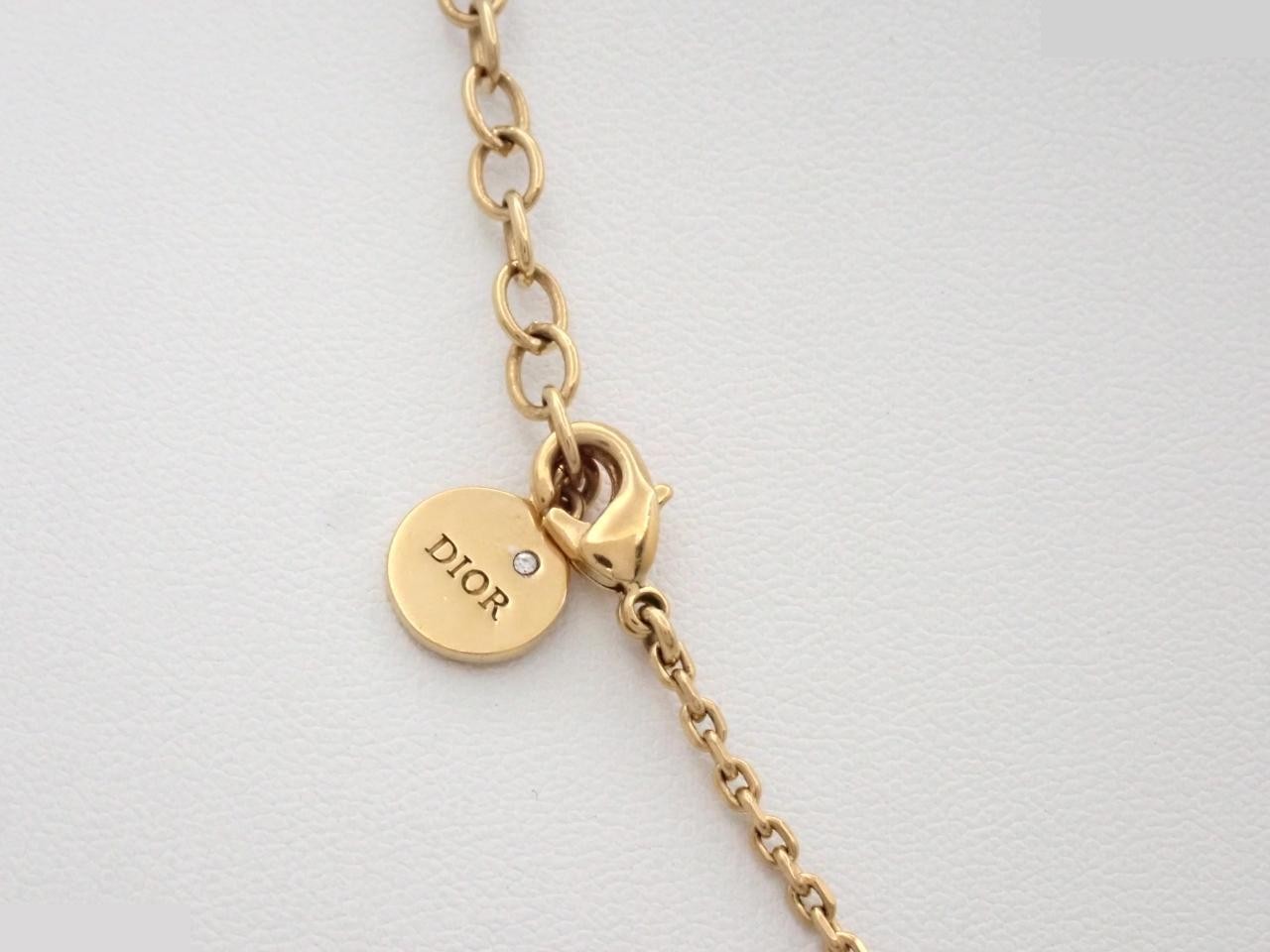 Gold necklace, chain approximately 43cm — view 2