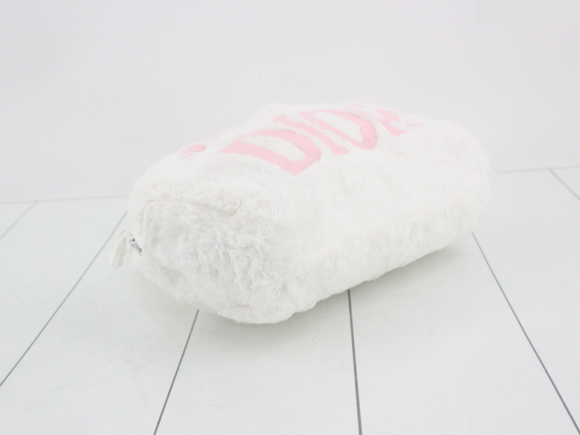 Other lines: Bags & Handbags, Pile Towel Bag, J ADORE — view 5