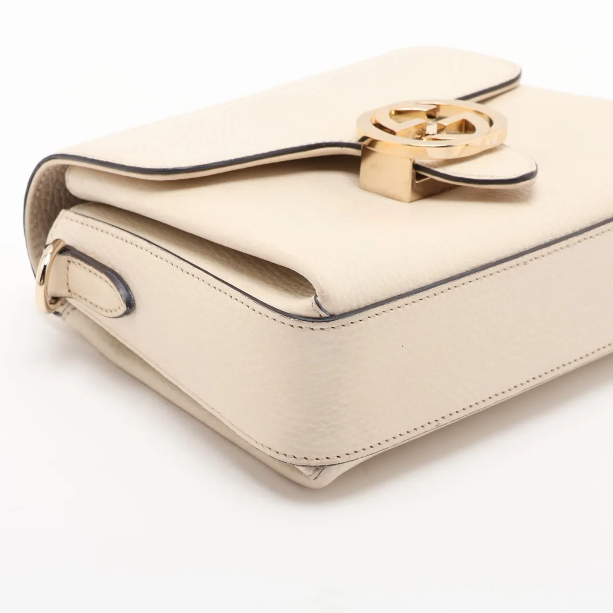 Interlocking G 607720 Leather Chain Shoulder Bag, Beige — view 4