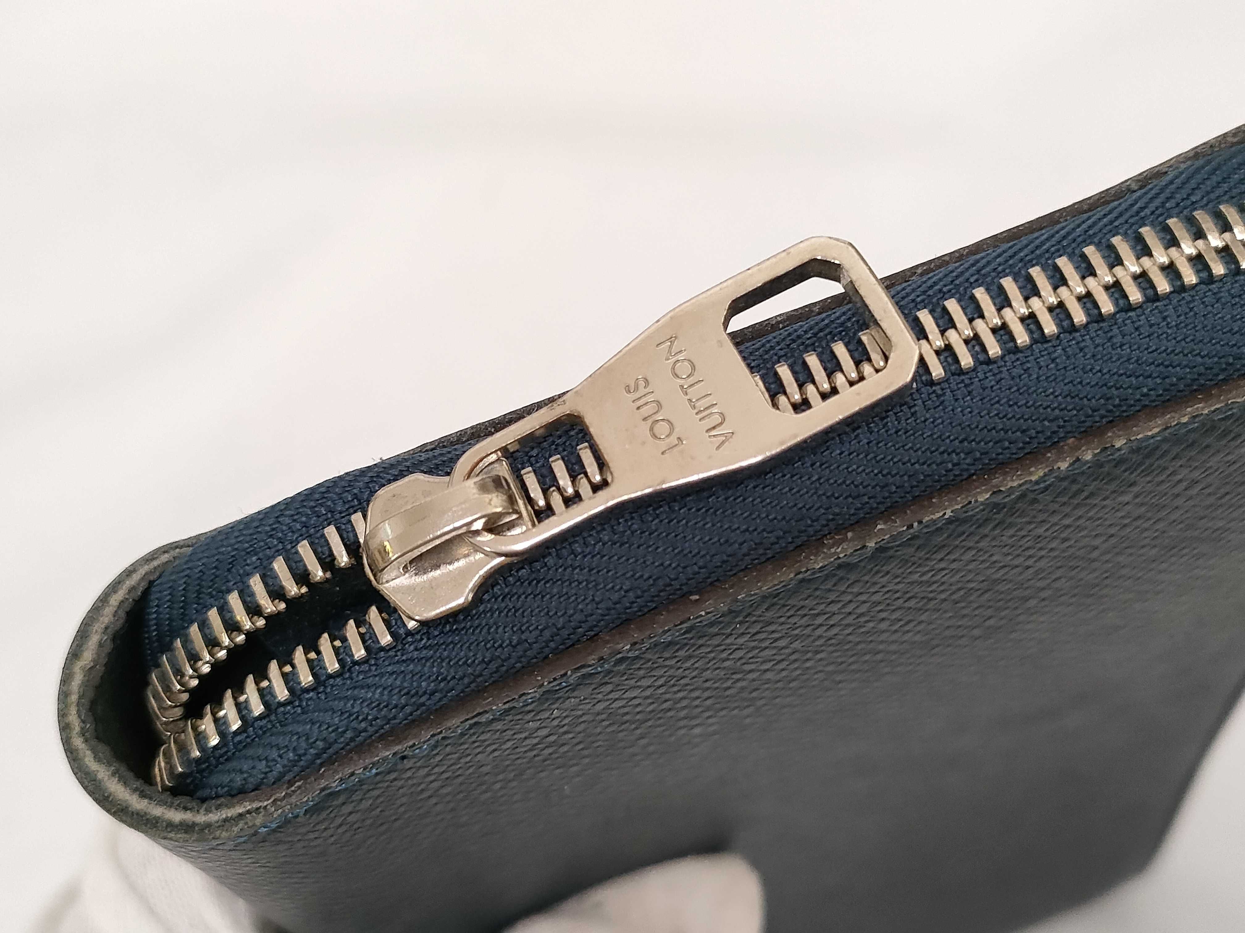 Taiga / Taiga / Zippy Organizer / M30515 / CA5115 / Long Wallet / Leather Wallet — view 4