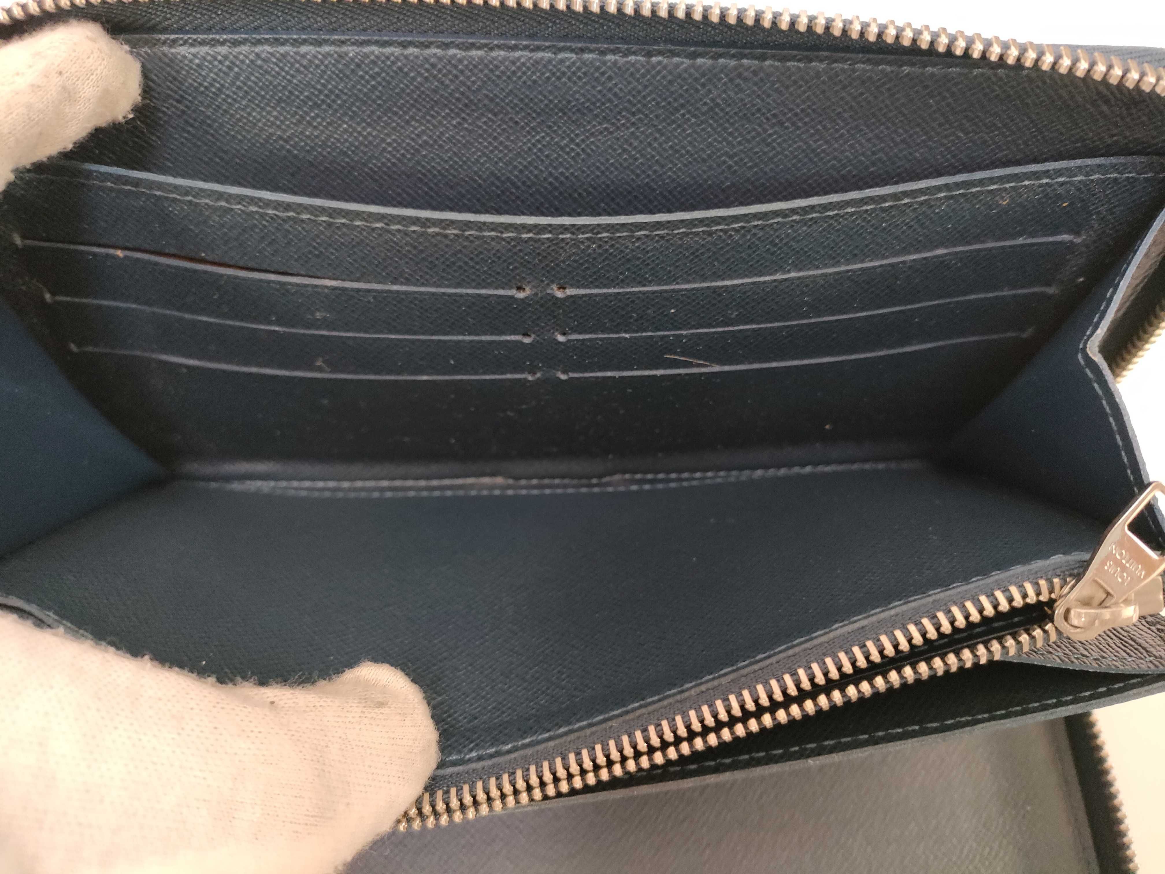 Taiga / Taiga / Zippy Organizer / M30515 / CA5115 / Long Wallet / Leather Wallet — view 10