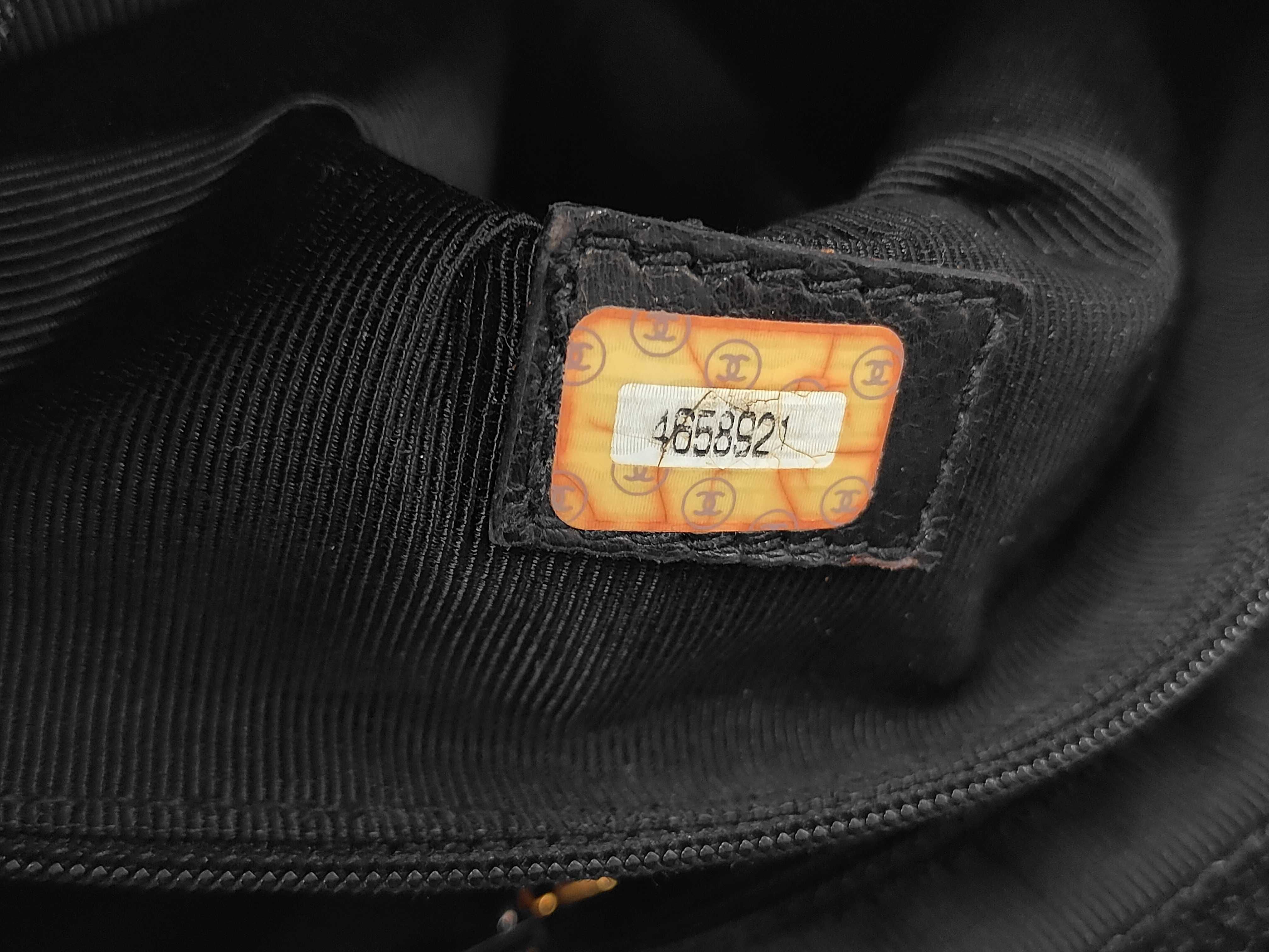Caviar Skin Logo Black Tote Bag (Series 4) — view 14