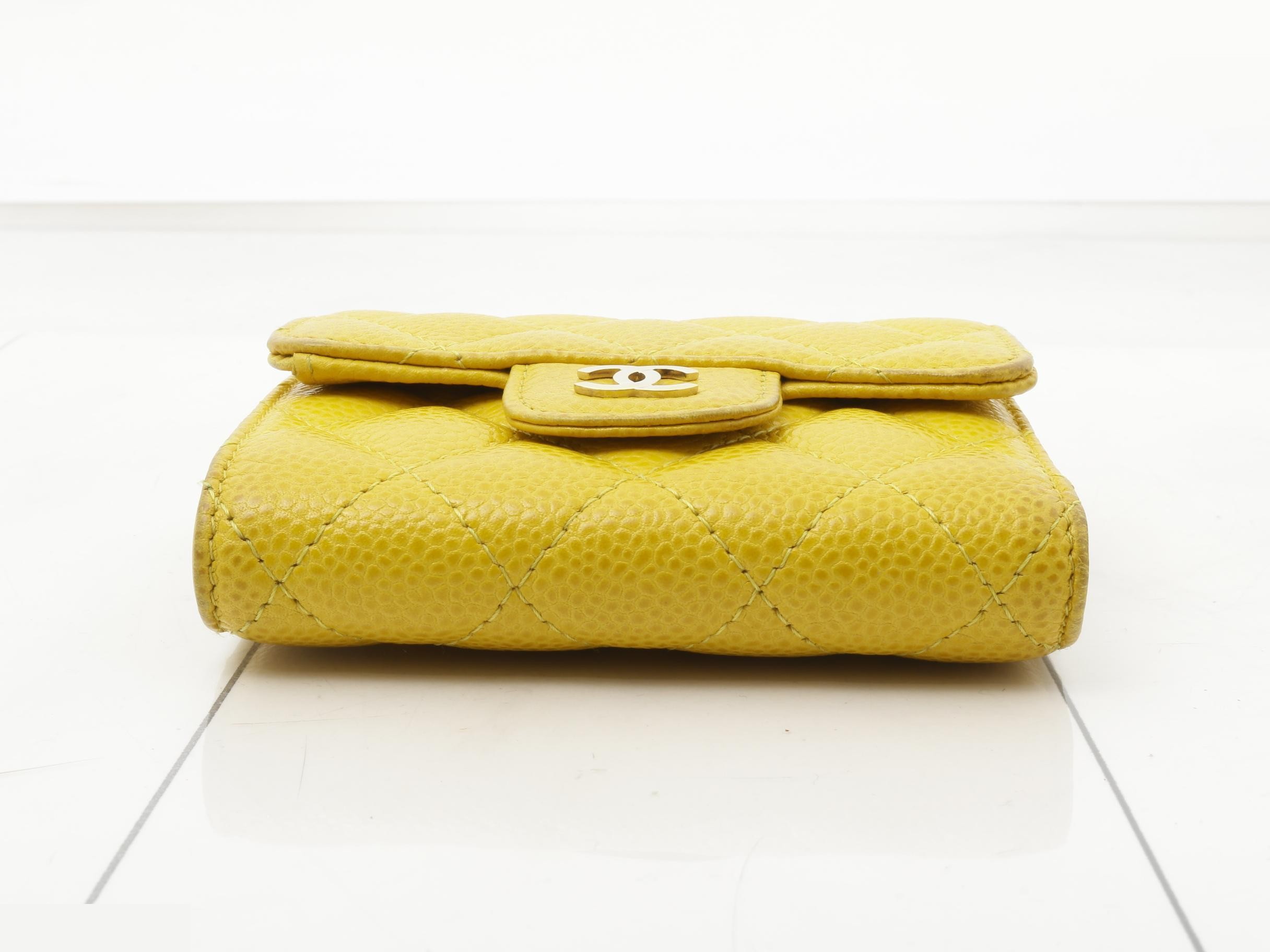 Caviar Skin Folding Wallet — view 3
