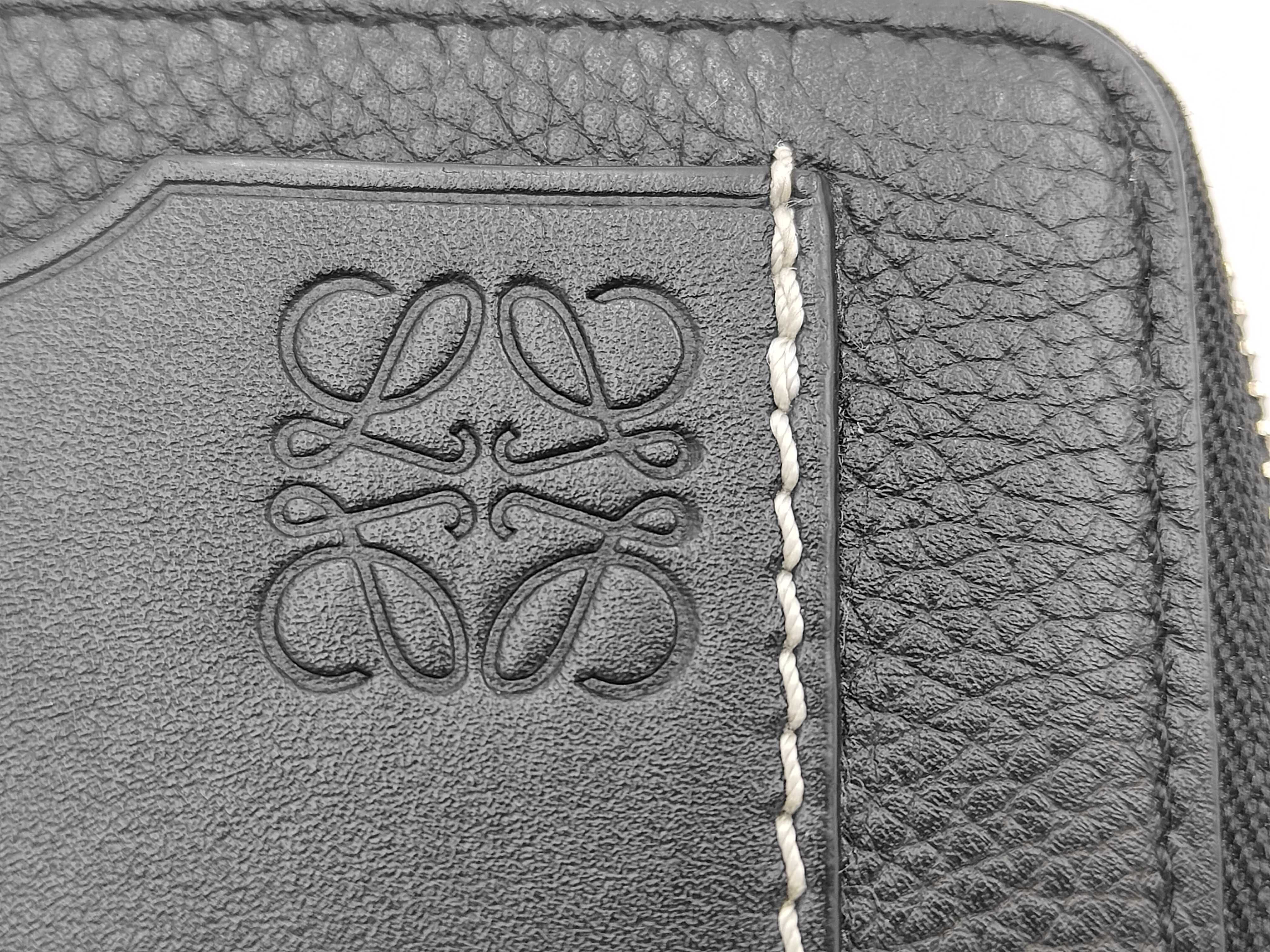 coin case — view 7