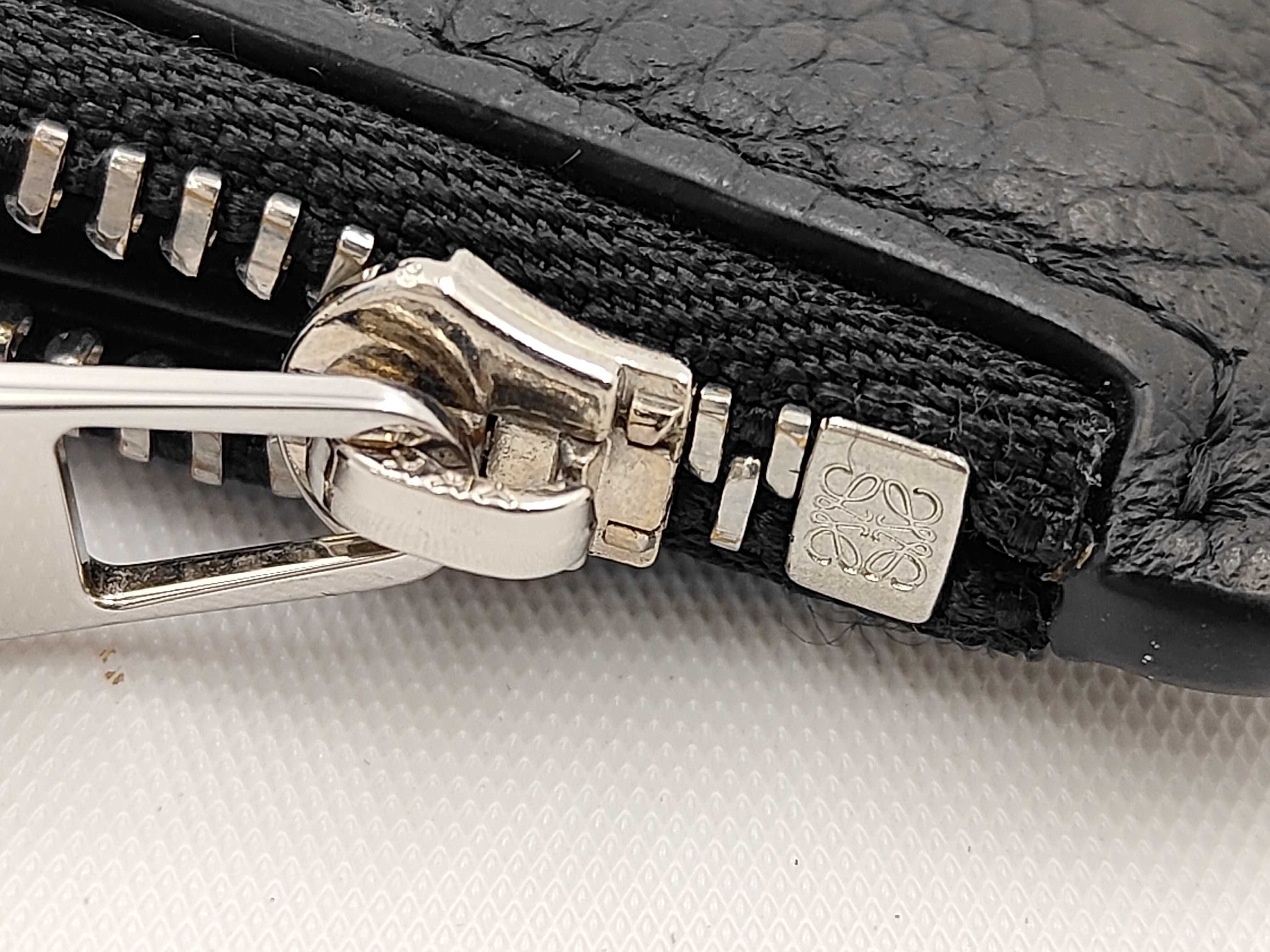 coin case — view 8