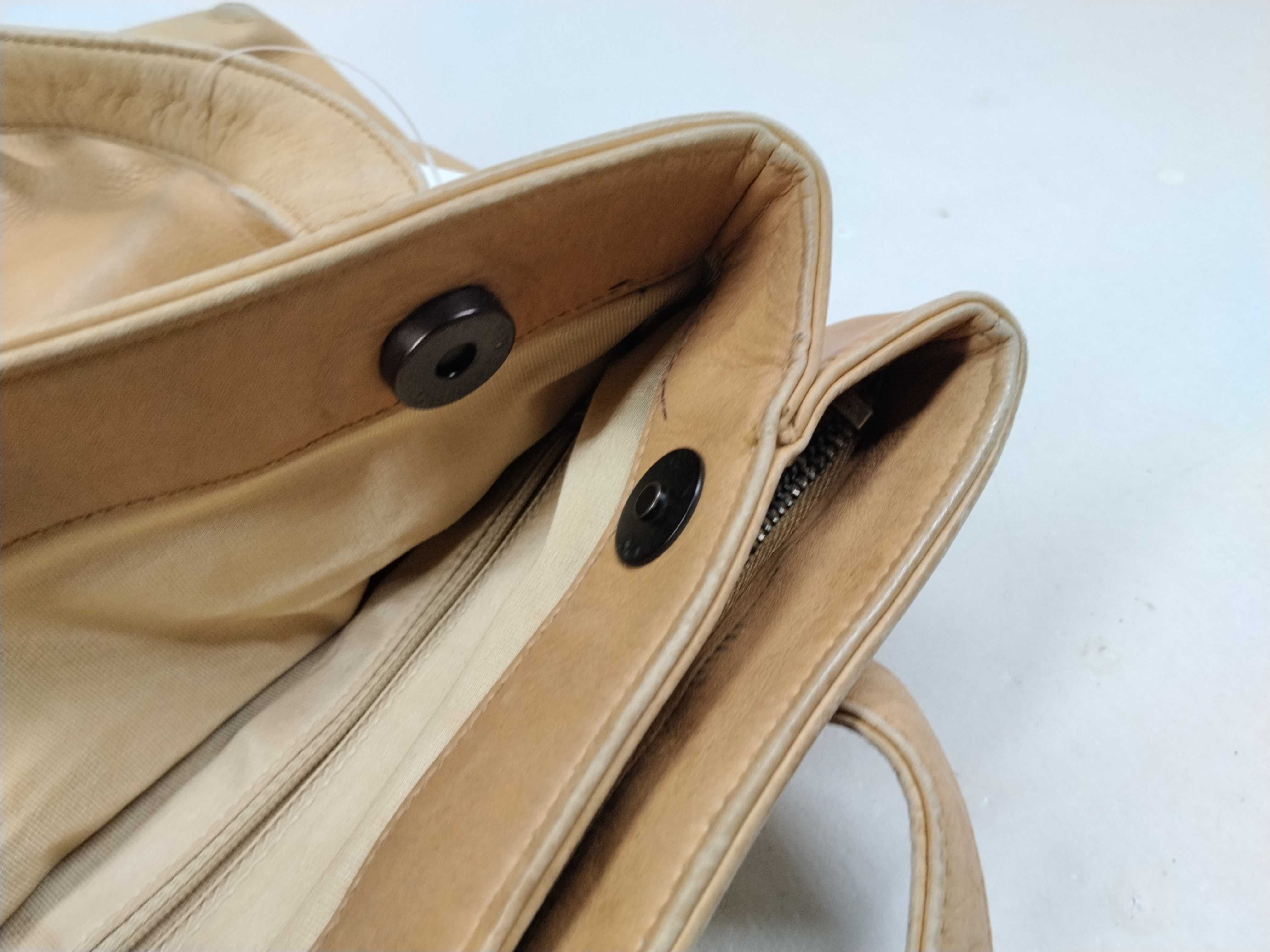 Calfskin Coco Mark Leather Handbag — view 8
