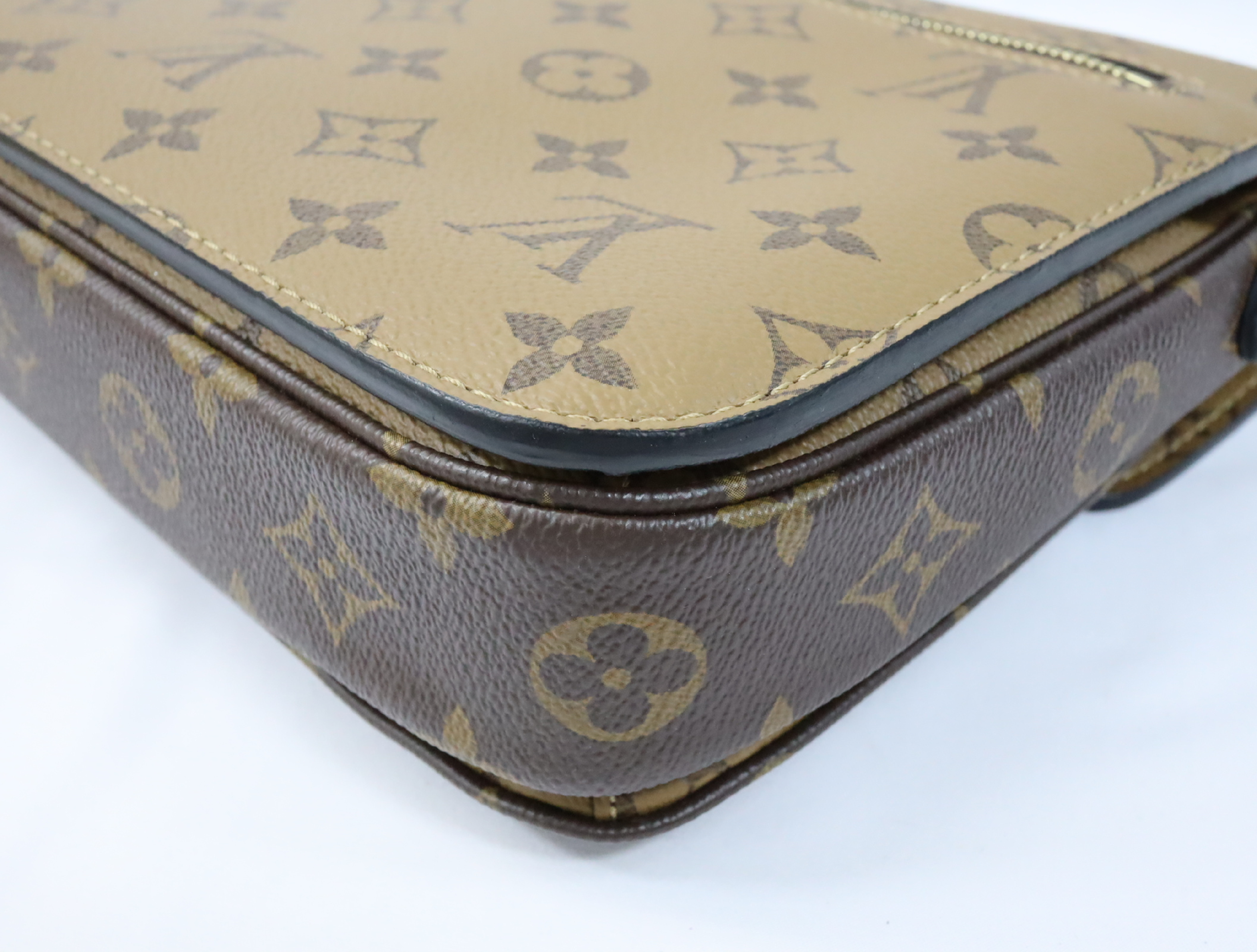 Monogram Reverse Pochette Metis MM M44876 (RFID detected) Shoulder Bag — view 8