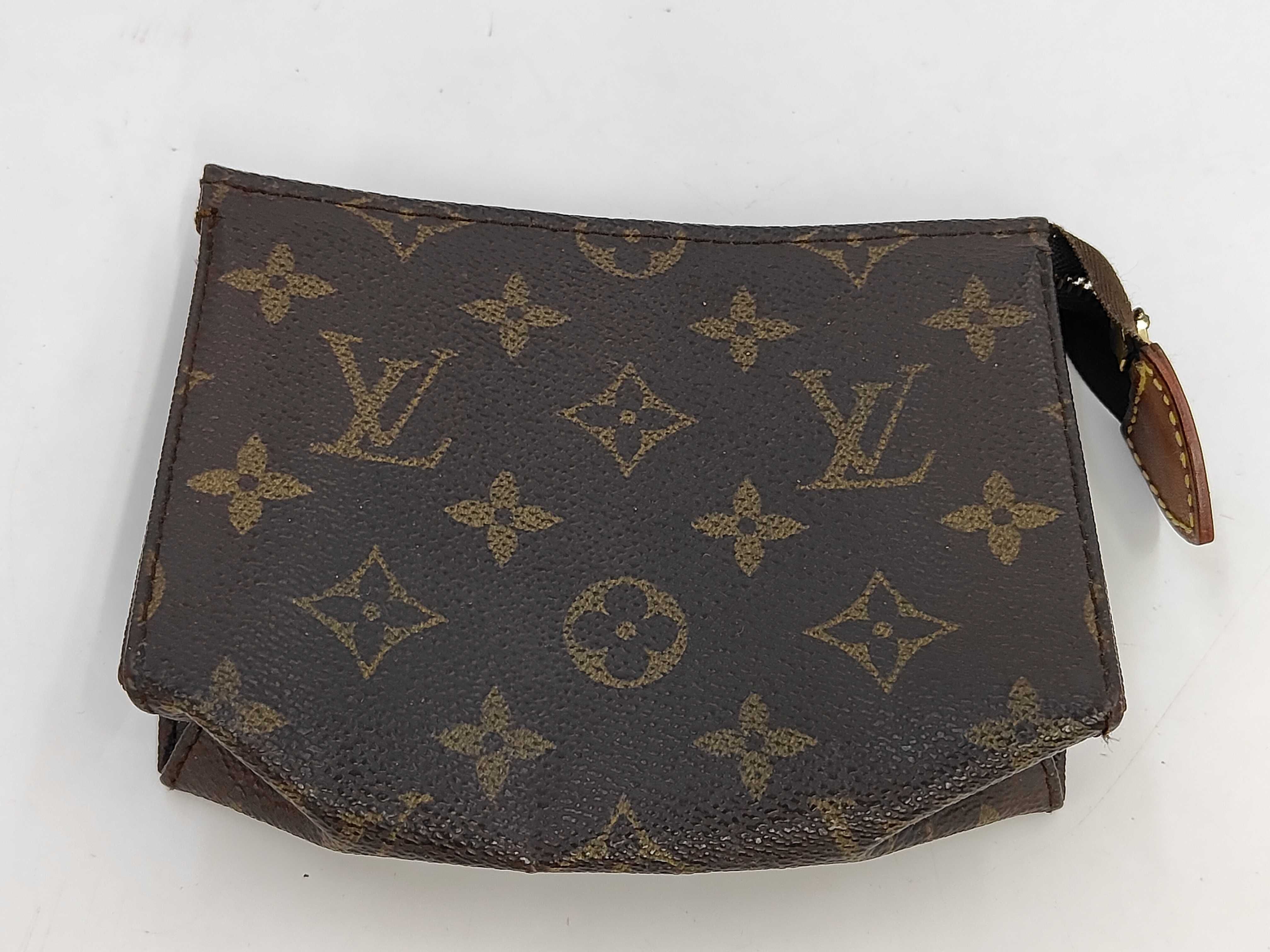 Monogram Pochette Toilette 15 Pouch