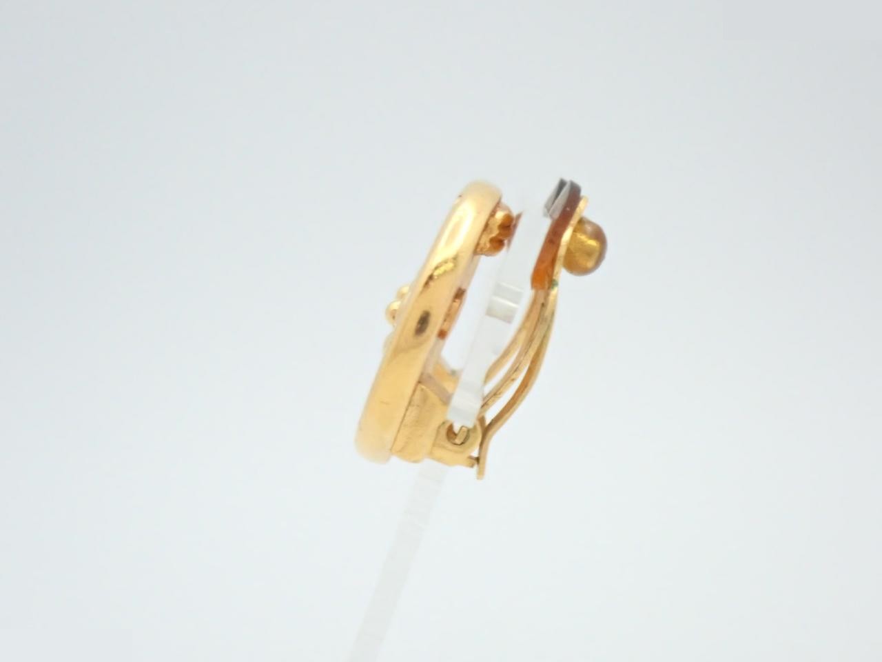 Vintage Classic (Precious Metal) Earrings — view 3