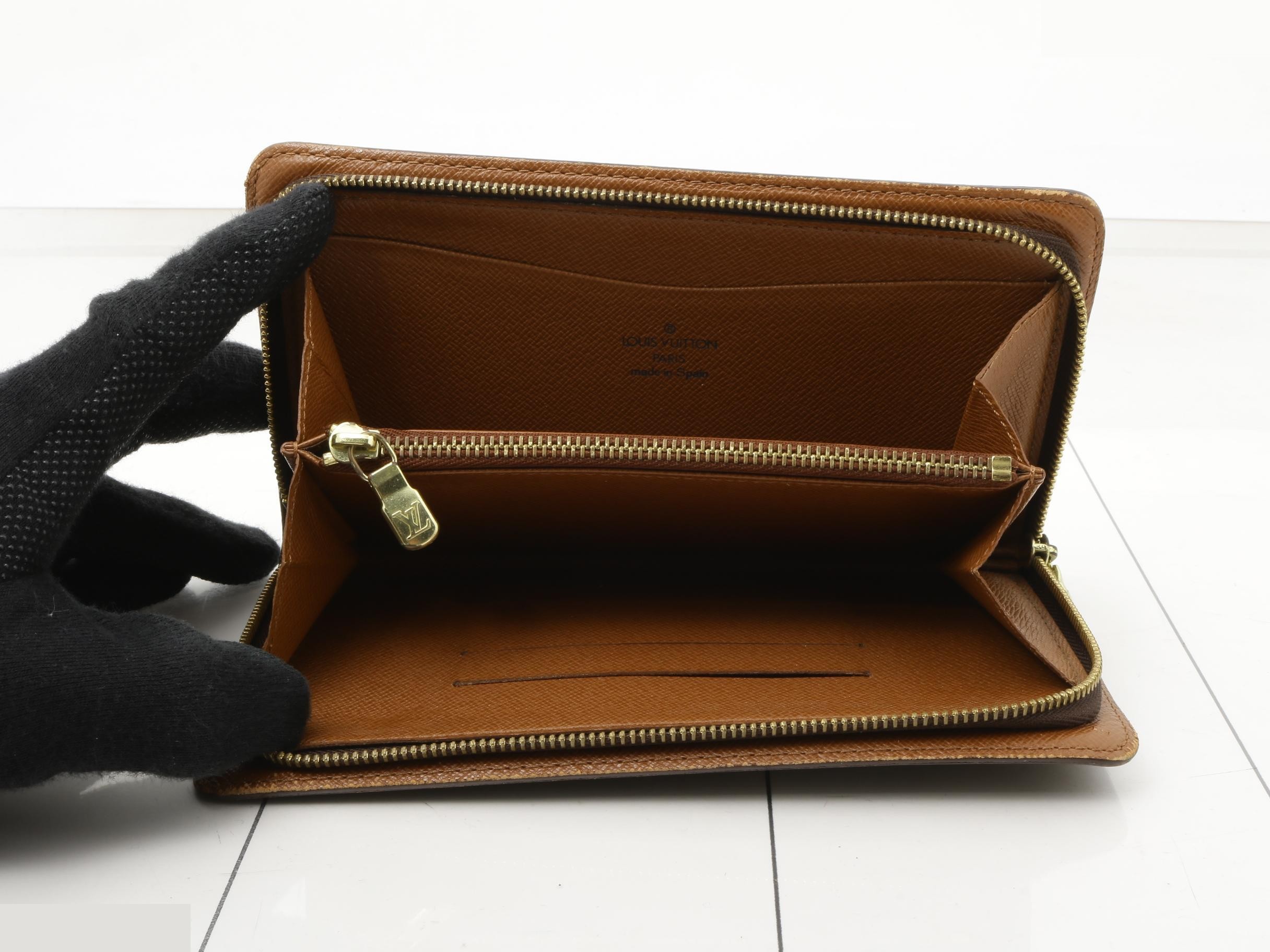 Monogram M61727 Portemonnaie Zip — view 4