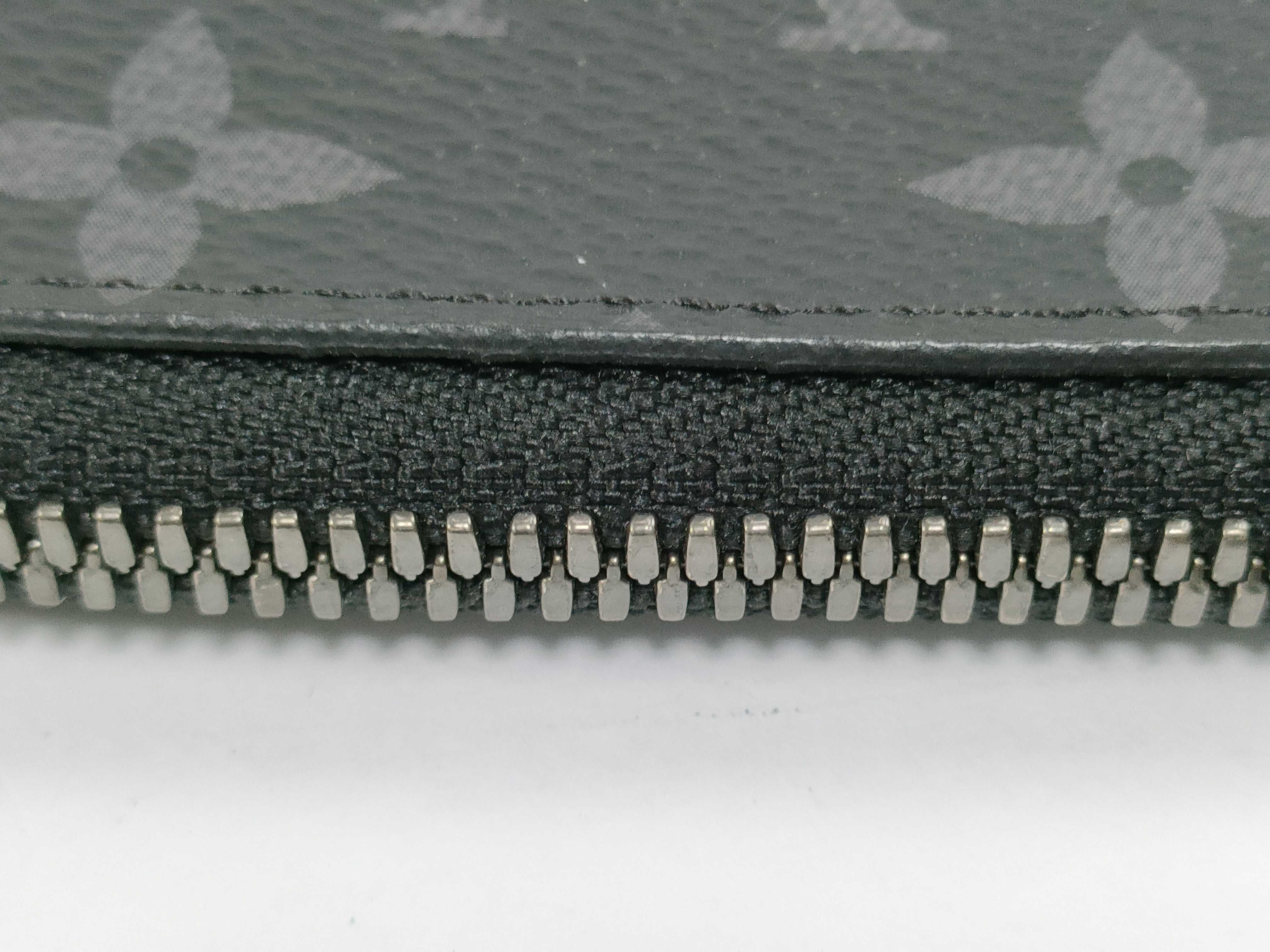 Monogram Eclipse Portemonnaie Jour M63536 Coin Case — view 5