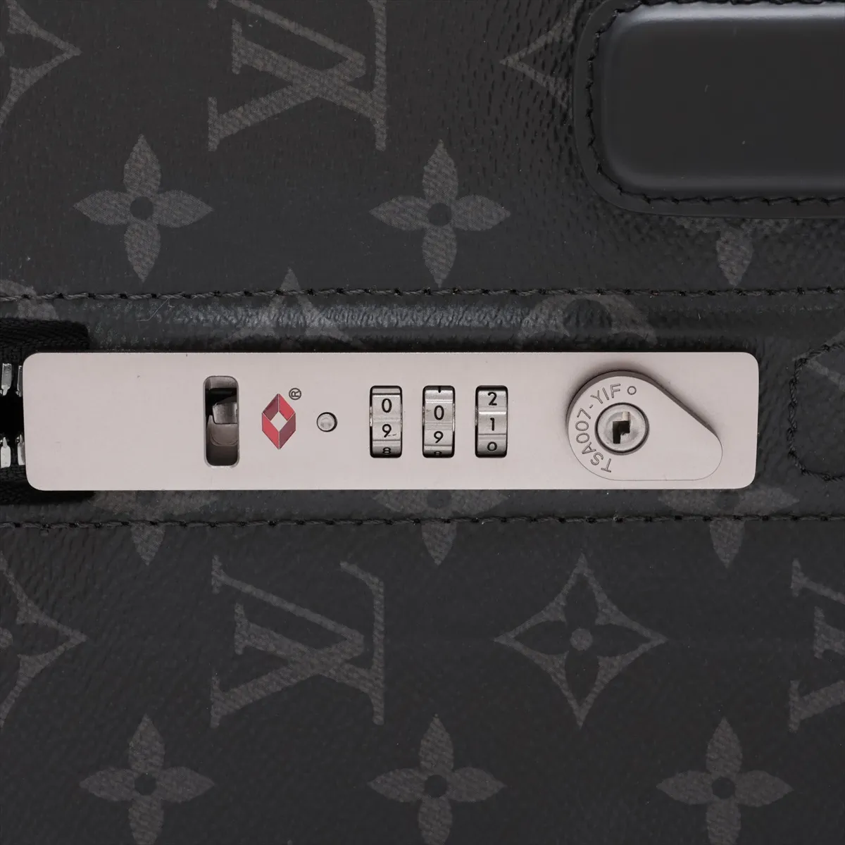 [Individually packaged] Louis Vuitton Monogram Eclipse Horizon 55 M23002 Black with initials, RFID responsive, PIN code 901 — view 9